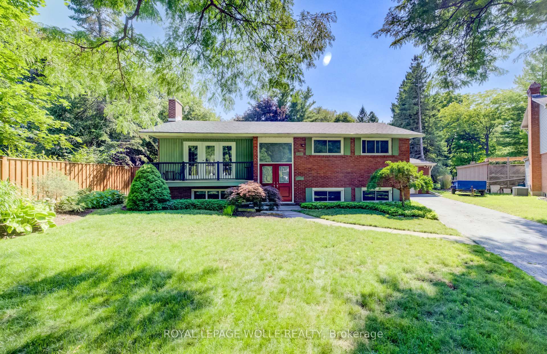Photo 4 of 291 Villa Place, Waterloo, Lincoln Village — HOMEH