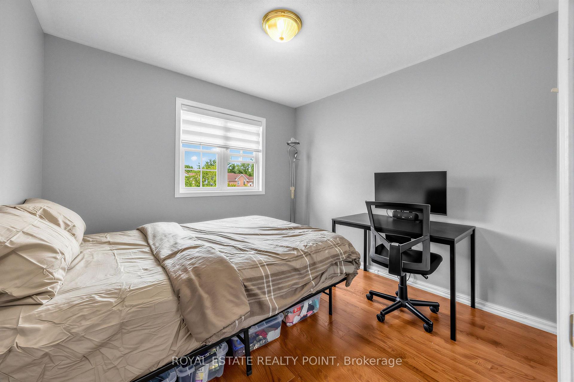 Photo 16 of 141 Raponi Circle, Scarborough, Rouge — HOMEH