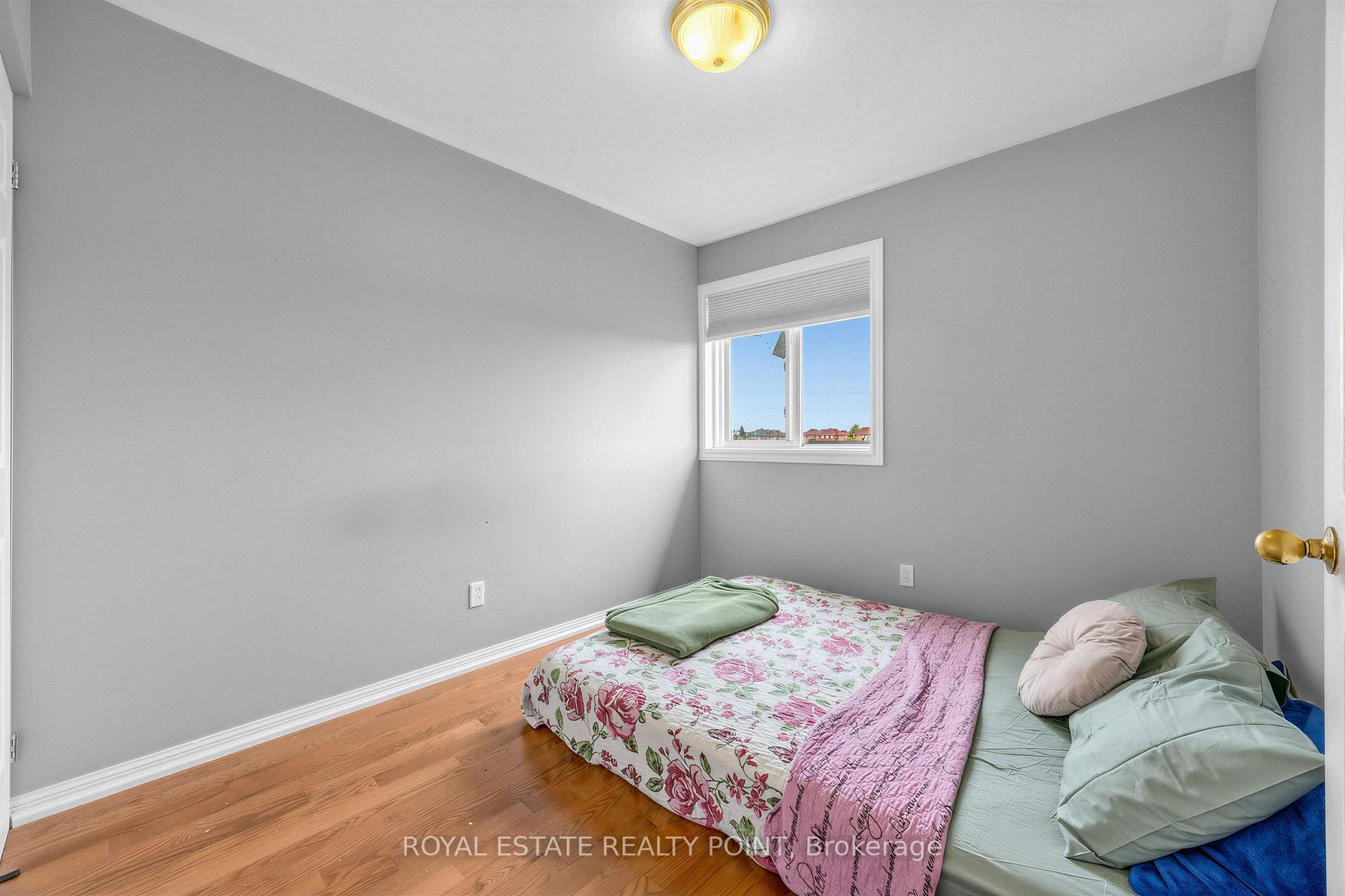 Photo 29 of 141 Raponi Circle, Scarborough, Rouge — HOMEH