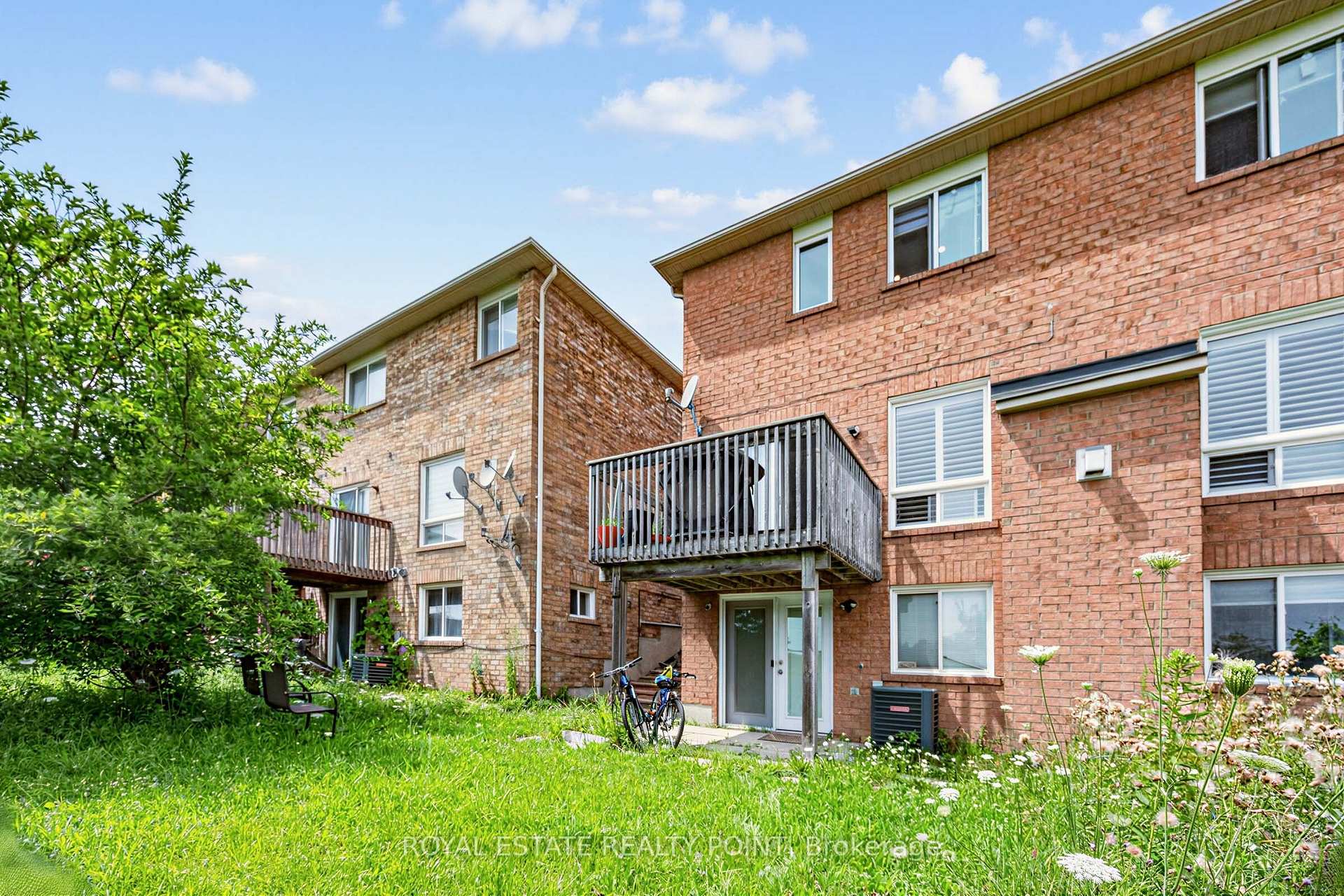Photo 33 of 141 Raponi Circle, Scarborough, Rouge — HOMEH