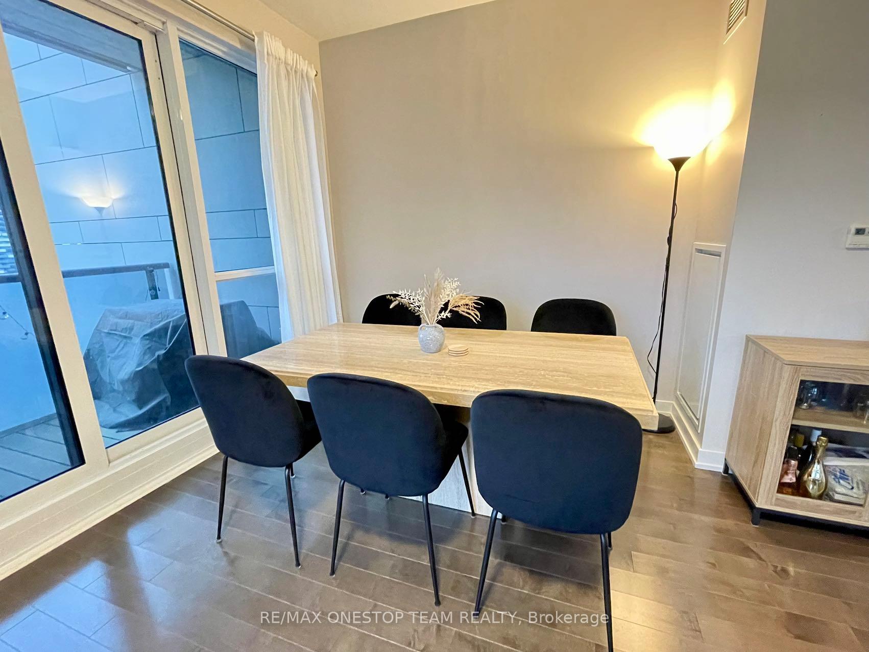 Photo 7 of Unit 2206, 1 The Esplanade, Toronto, Waterfront Communities — HOMEH
