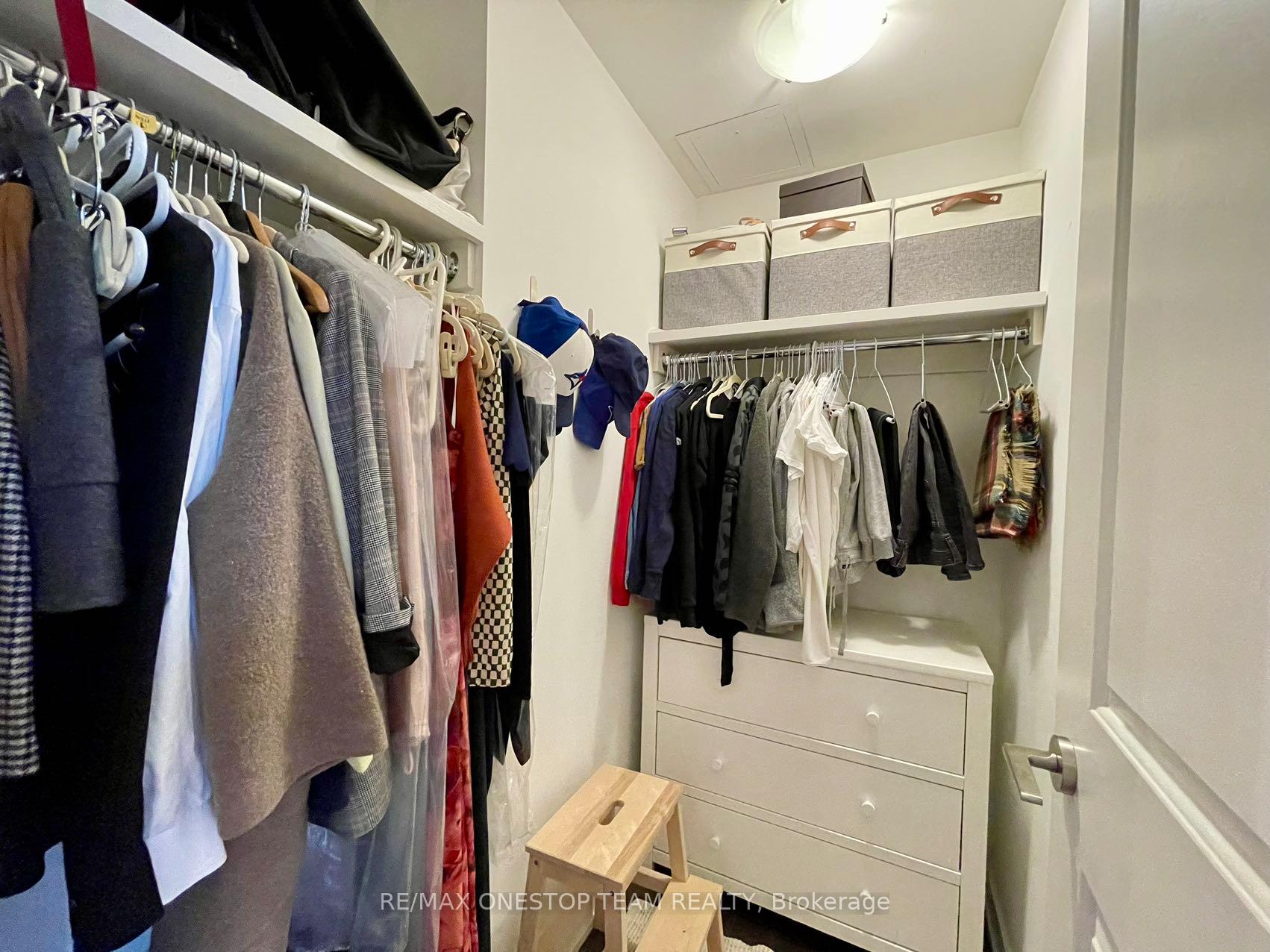Photo 11 of Unit 2206, 1 The Esplanade, Toronto, Waterfront Communities — HOMEH
