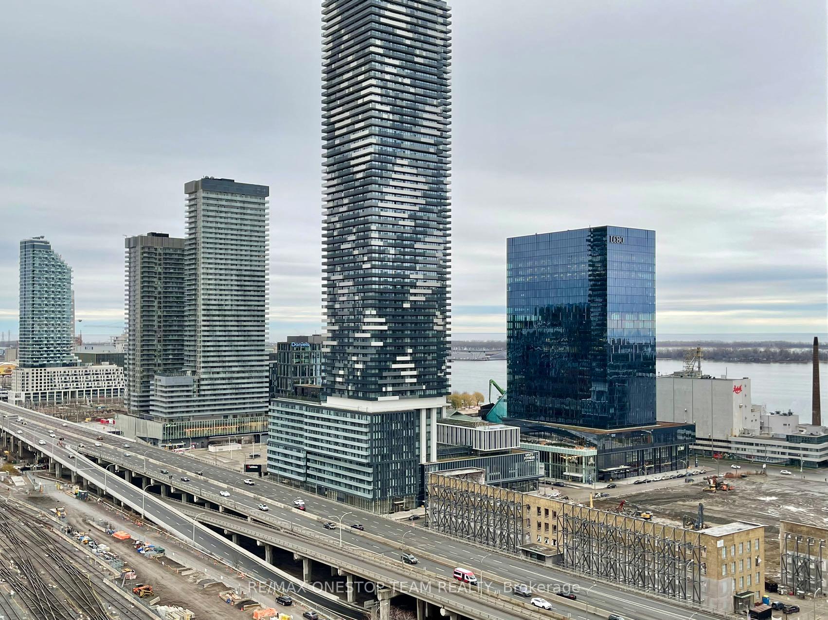 Photo 16 of Unit 2206, 1 The Esplanade, Toronto, Waterfront Communities — HOMEH