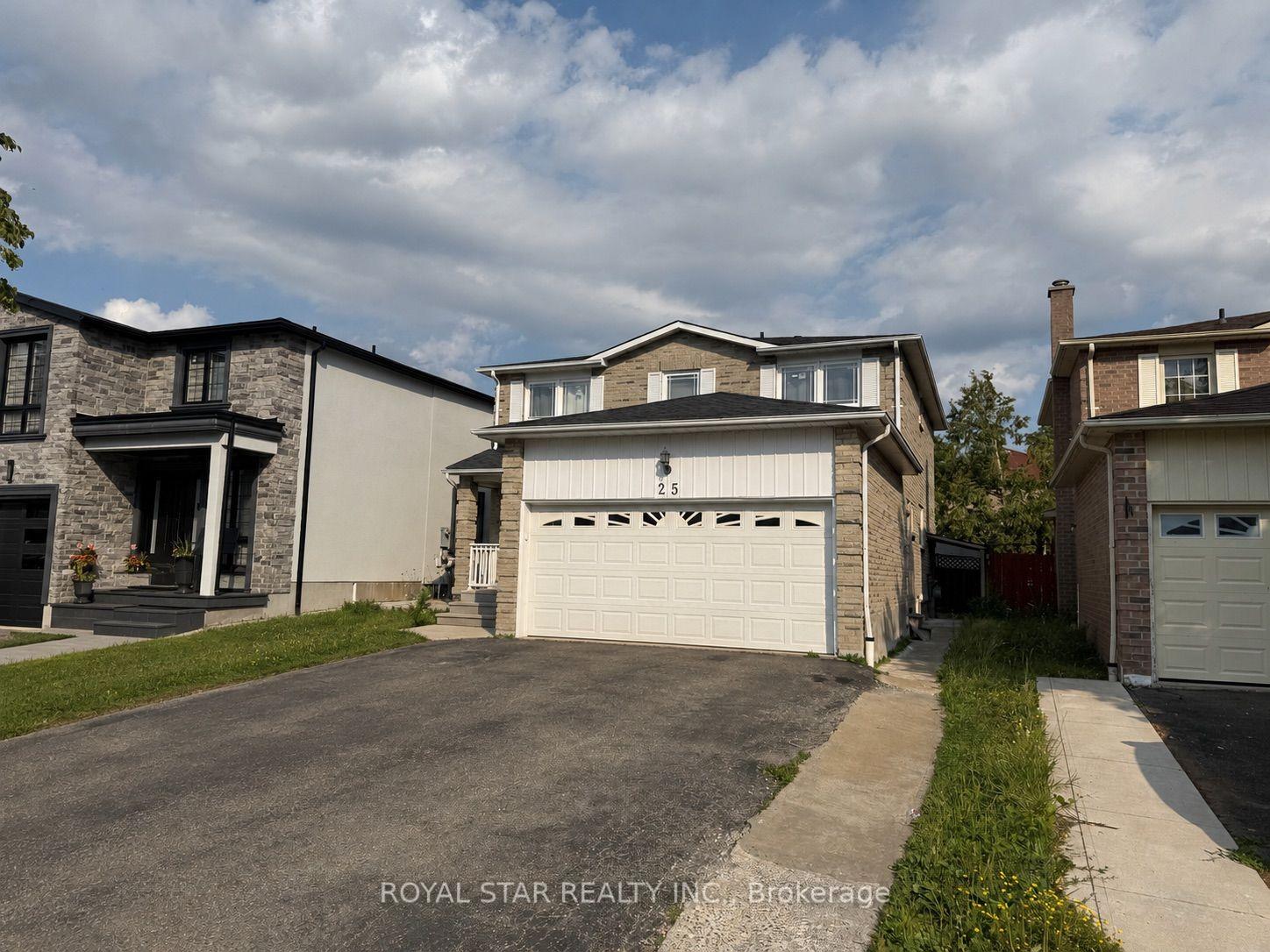 Photo 4 of Unit Main, 25 Clydesdale Circle, Brampton, Fletcher's Creek South — HOMEH