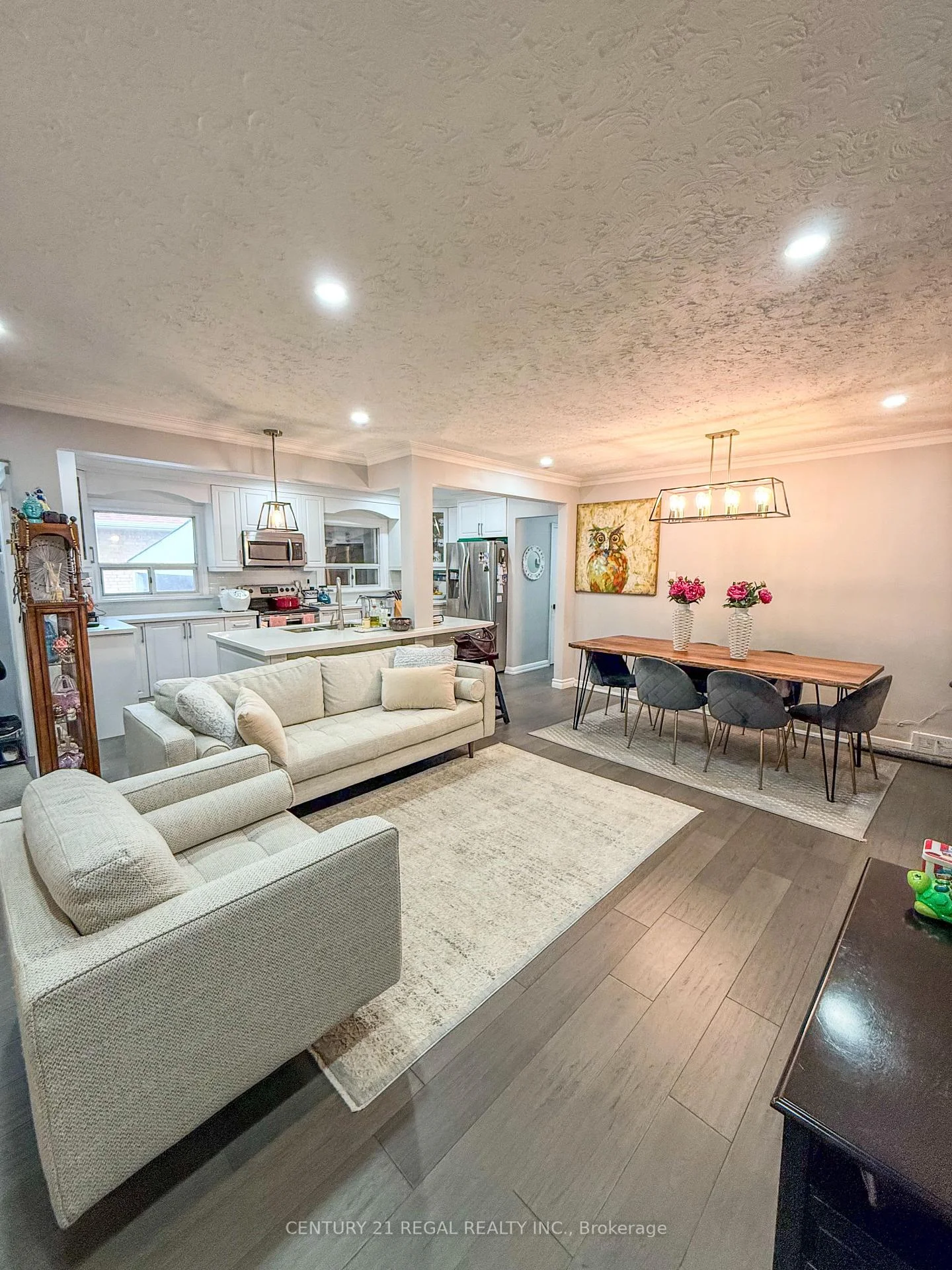 Photo 13 of 1507 Pharmacy Avenue, Scarborough, Wexford-Maryvale — HOMEH