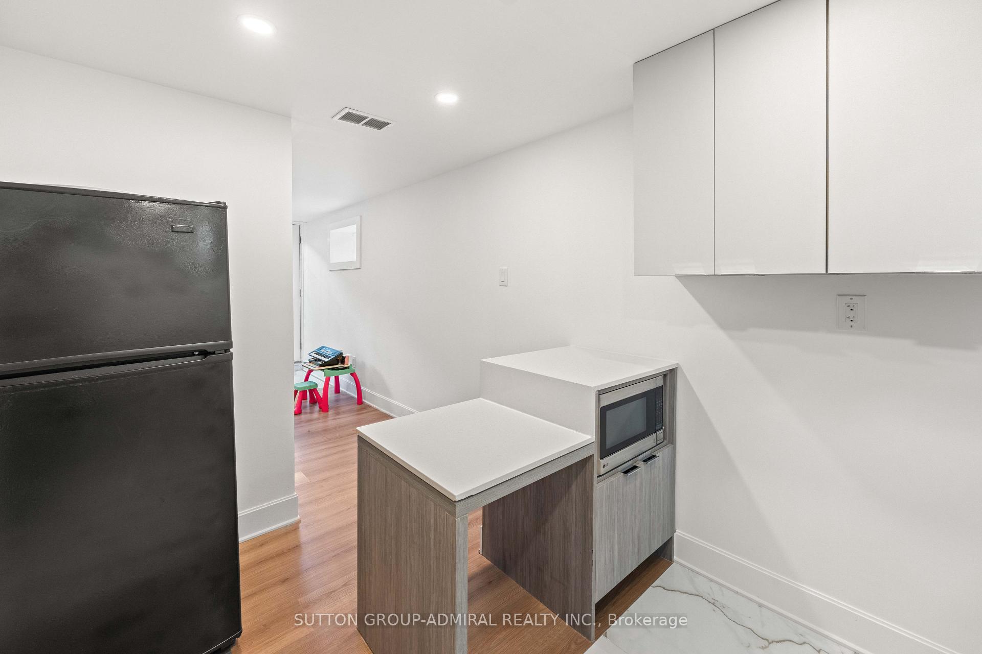 Photo 35 of Unit Basement, 3 Hartland Road, Etobicoke, Eringate-Centennial-West Deane — HOMEH