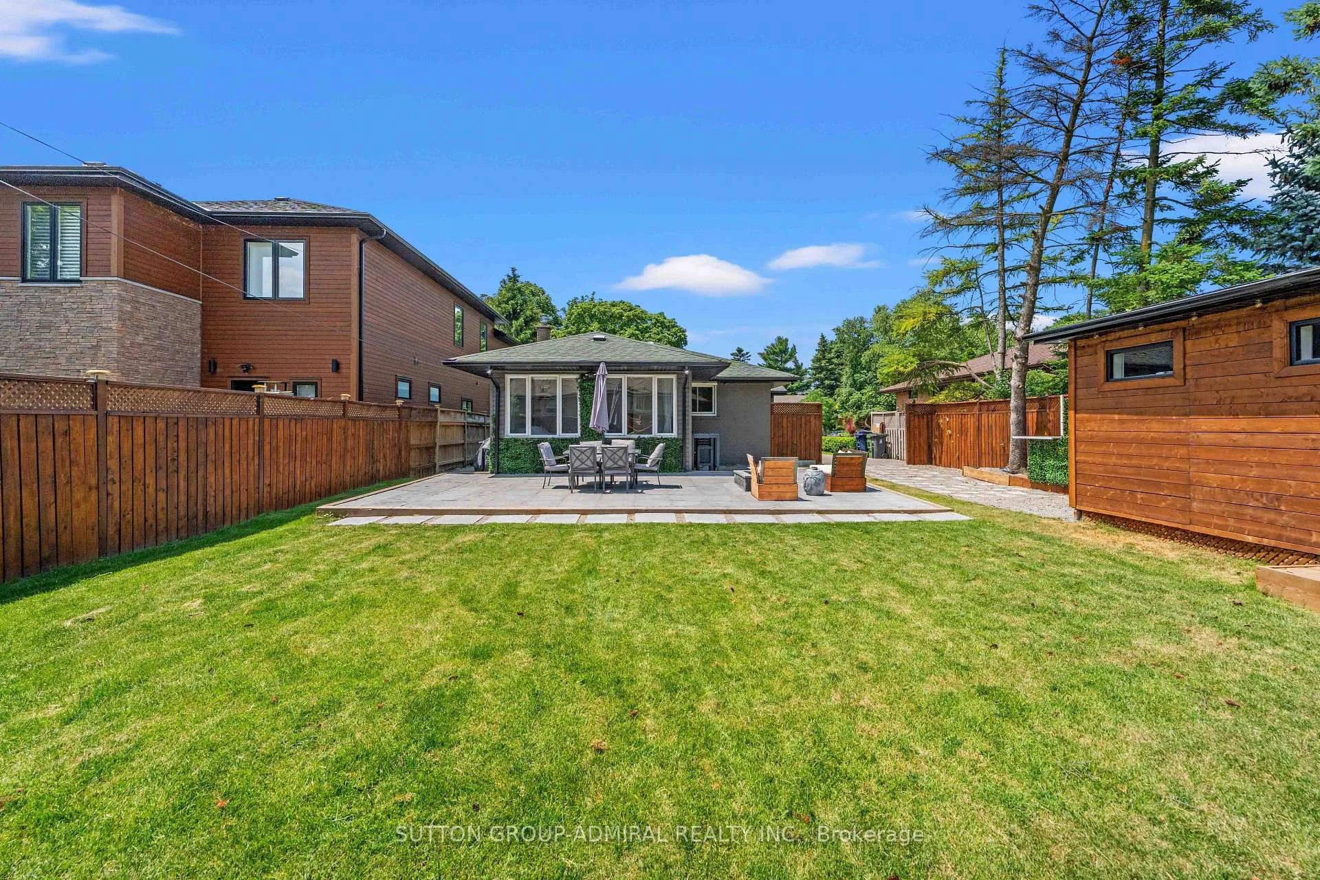 Photo 43 of Unit Basement, 3 Hartland Road, Etobicoke, Eringate-Centennial-West Deane — HOMEH