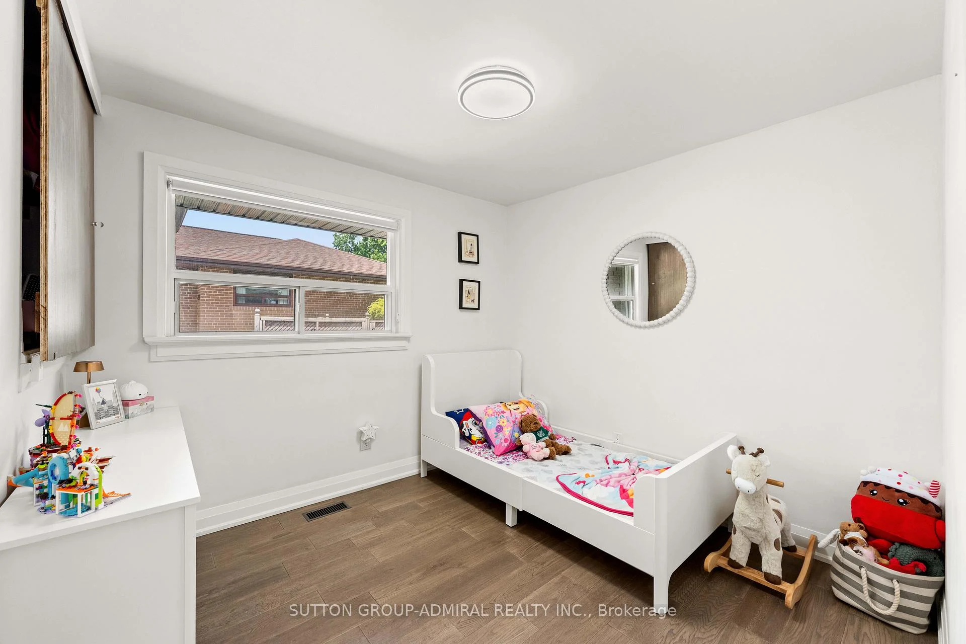 Photo 48 of Unit Basement, 3 Hartland Road, Etobicoke, Eringate-Centennial-West Deane — HOMEH