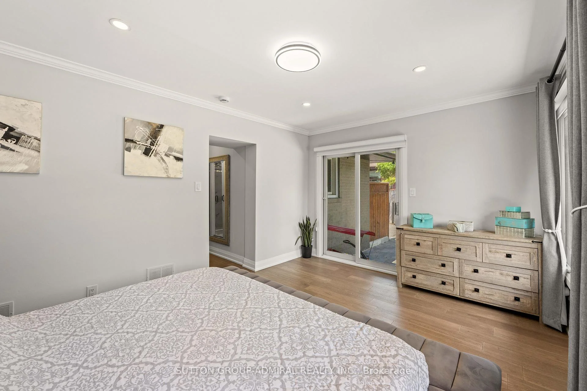 Photo 63 of Unit Basement, 3 Hartland Road, Etobicoke, Eringate-Centennial-West Deane — HOMEH