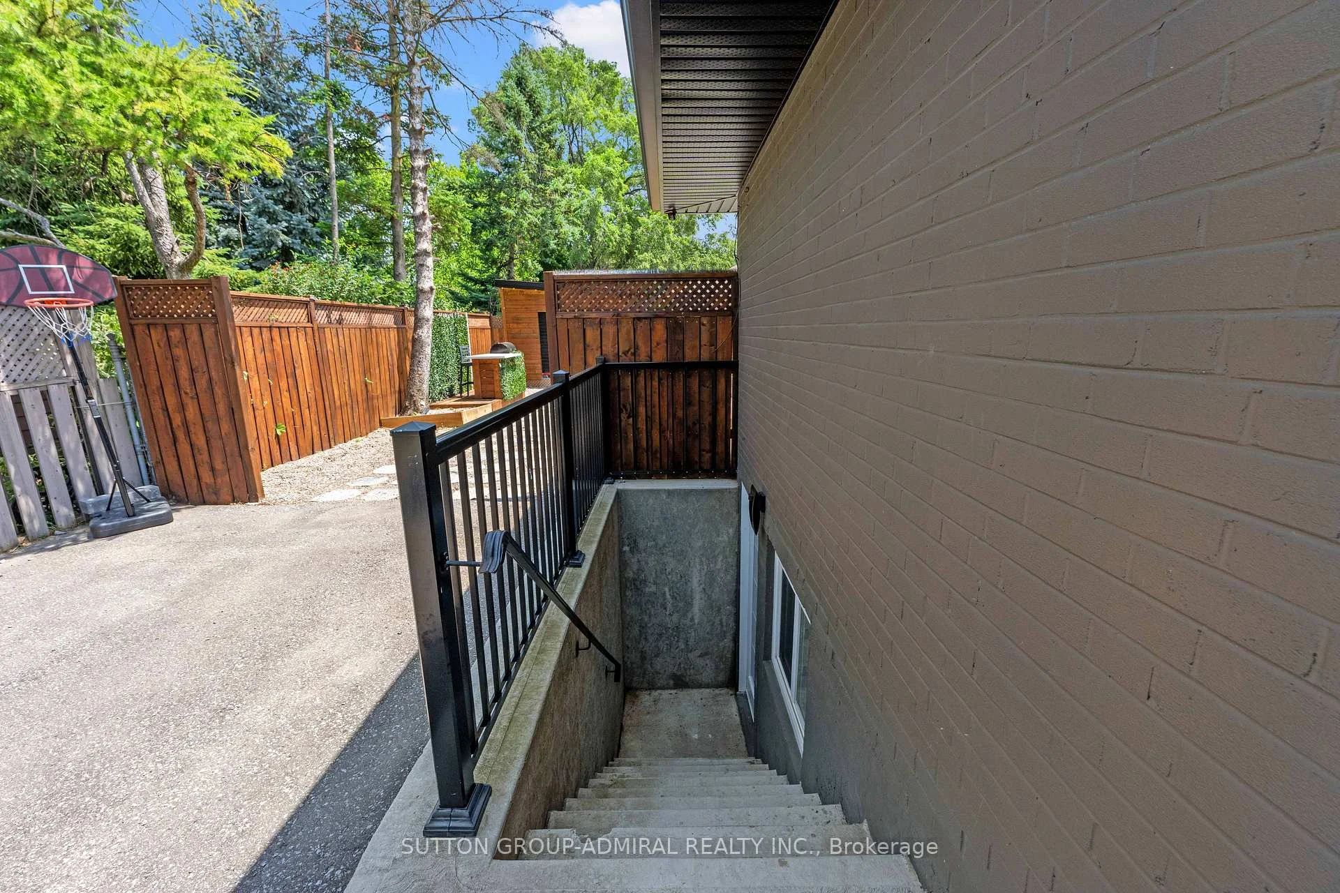 Photo 64 of Unit Basement, 3 Hartland Road, Etobicoke, Eringate-Centennial-West Deane — HOMEH