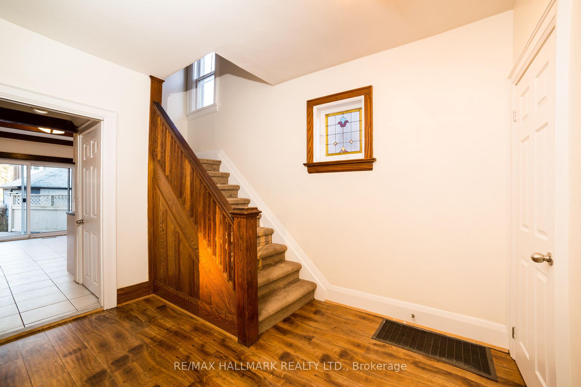 Photo 12 of 40 Snowdon Avenue, Toronto, Lawrence Park North — HOMEH
