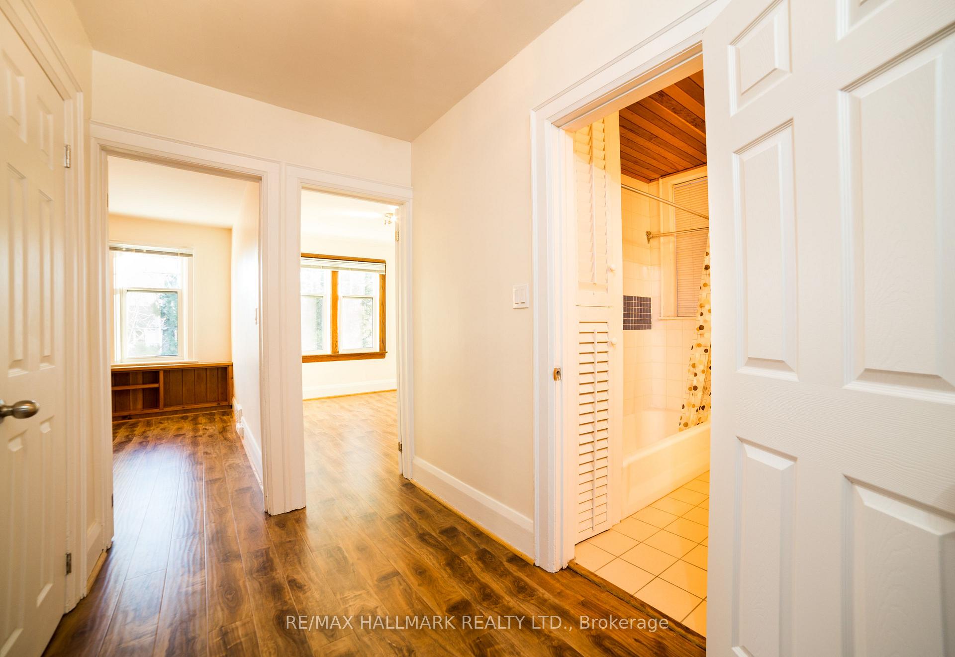 Photo 15 of 40 Snowdon Avenue, Toronto, Lawrence Park North — HOMEH