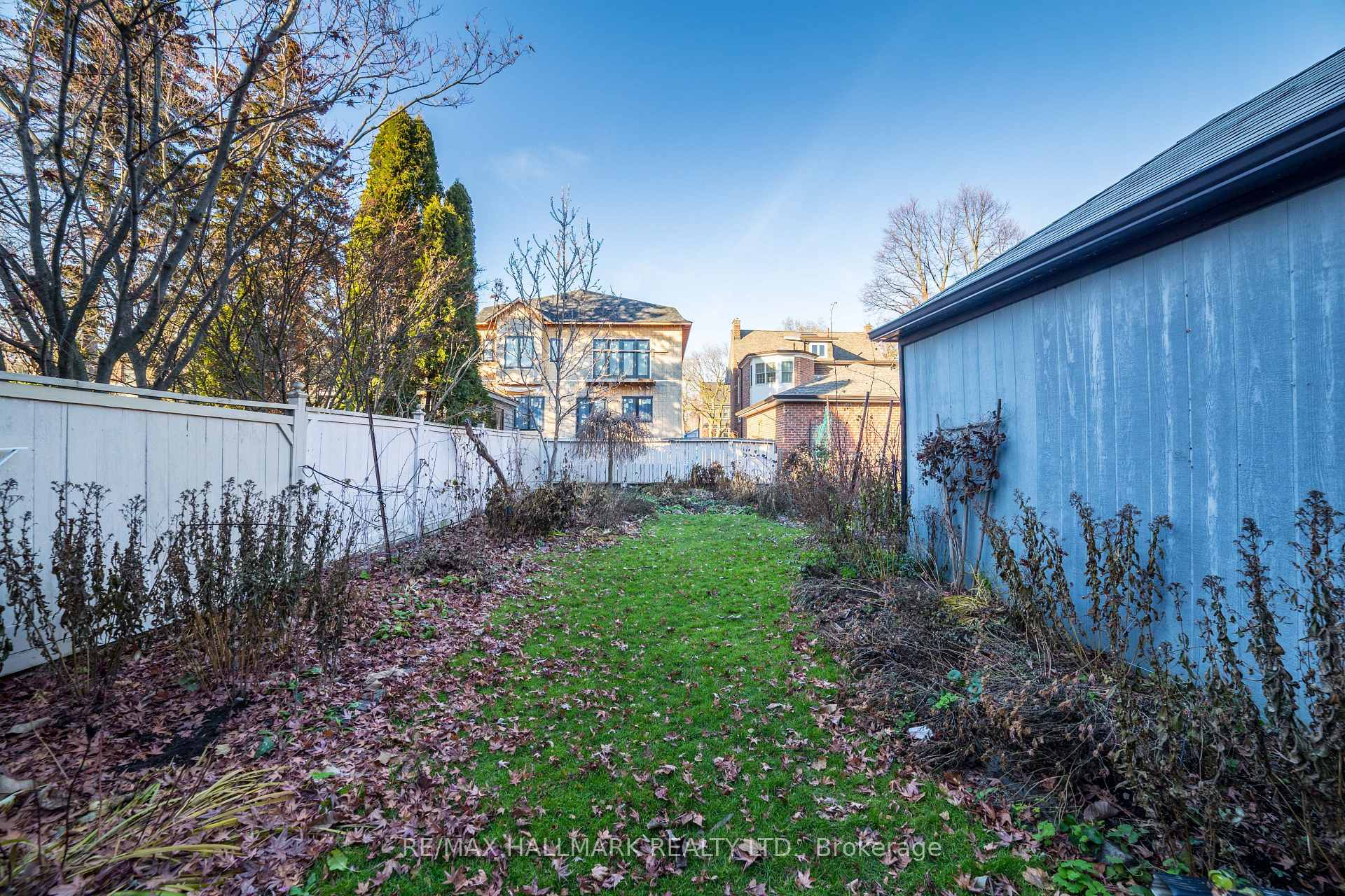 Photo 28 of 40 Snowdon Avenue, Toronto, Lawrence Park North — HOMEH