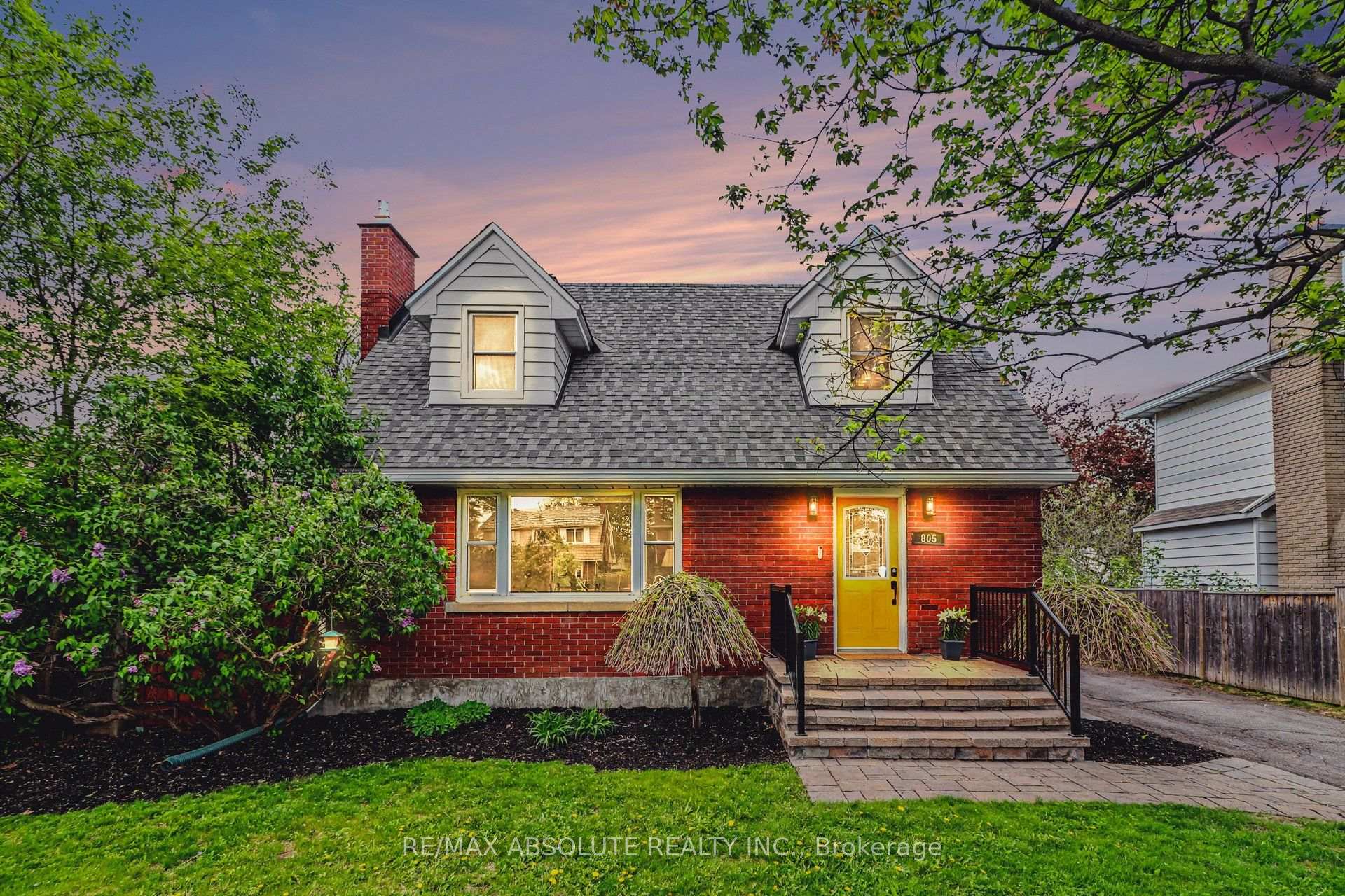 Photo 1 of 805 Smyth Road, Ottawa, Elmvale Acres — HOMEH