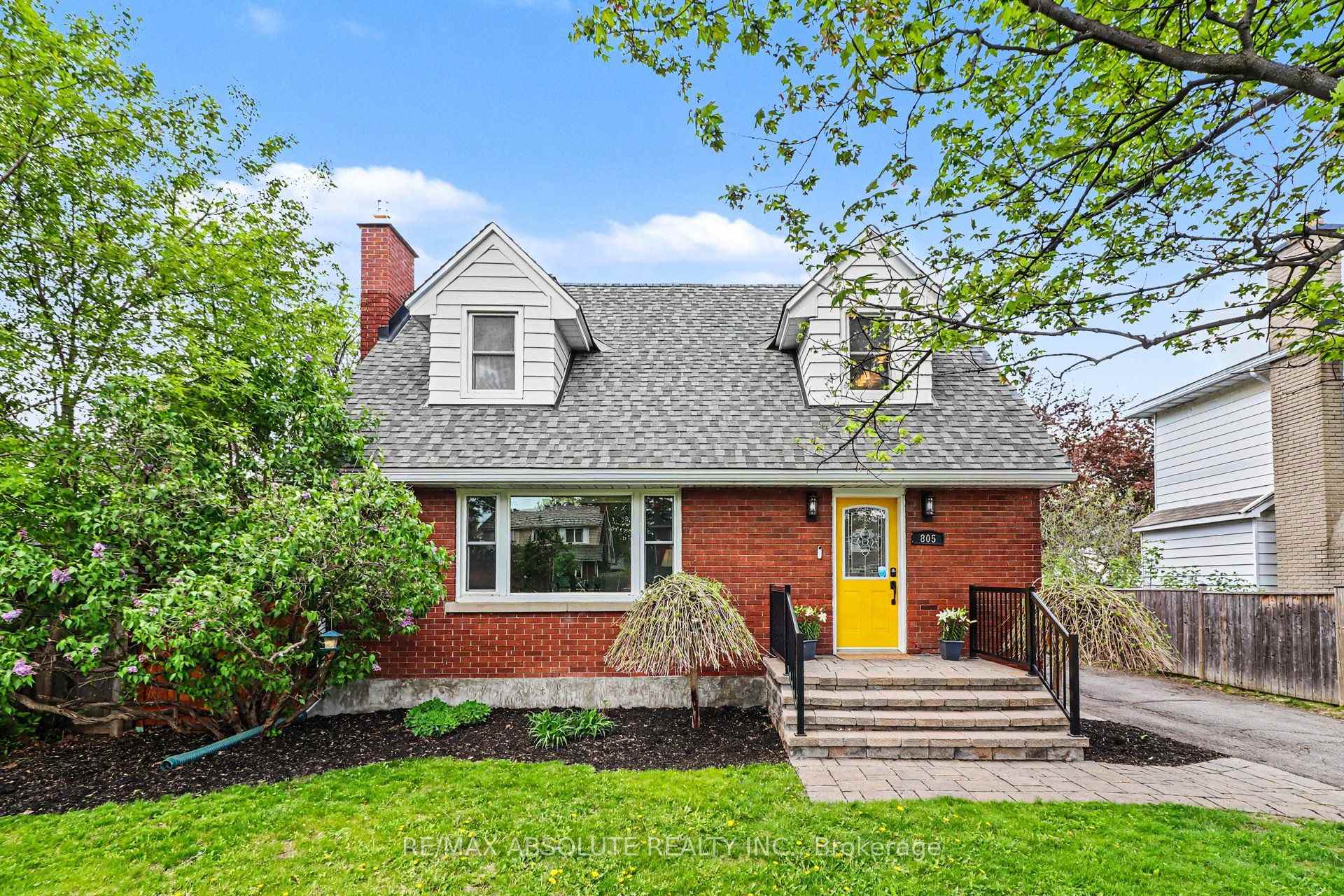 Photo 2 of 805 Smyth Road, Ottawa, Elmvale Acres — HOMEH