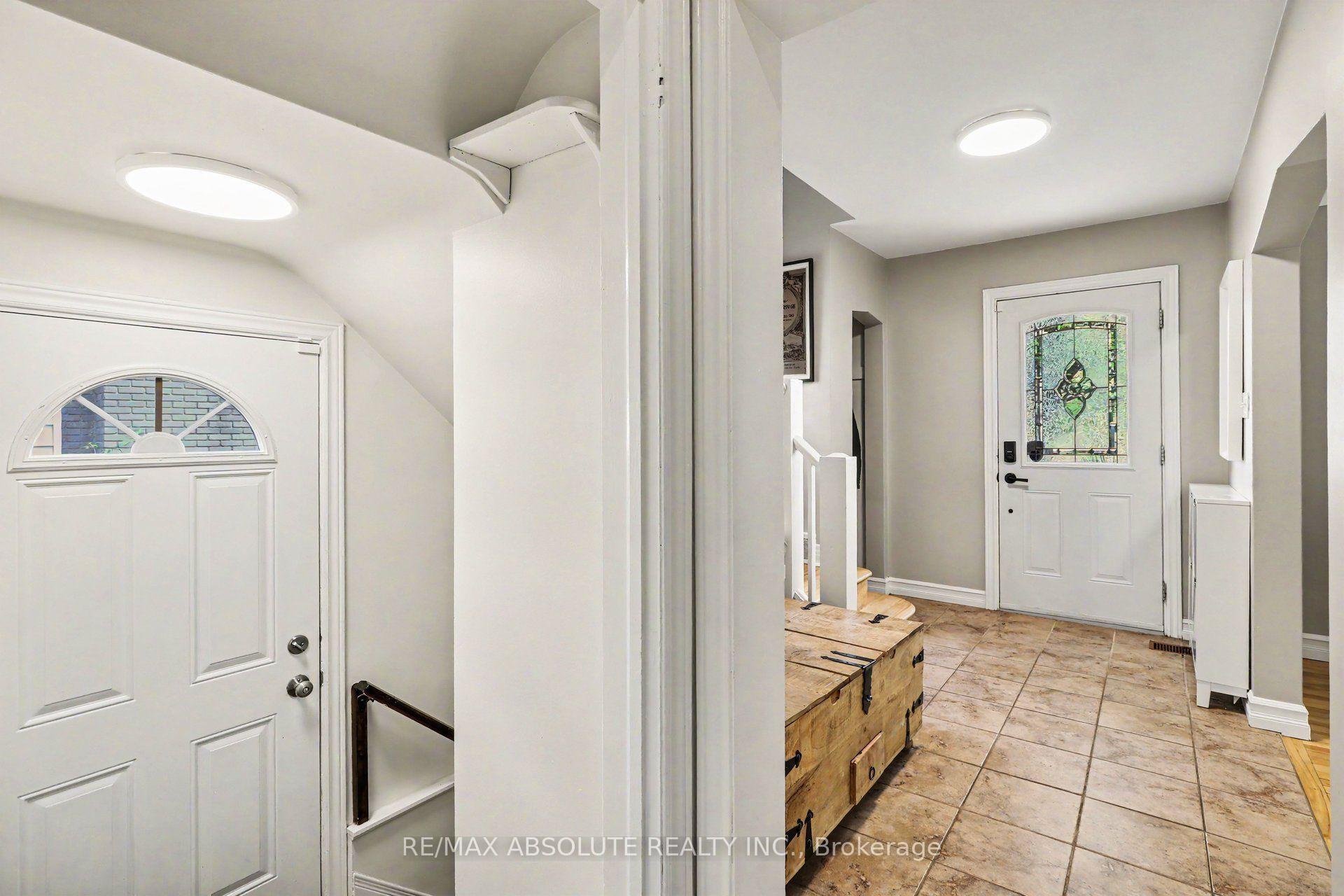 Photo 7 of 805 Smyth Road, Ottawa, Elmvale Acres — HOMEH