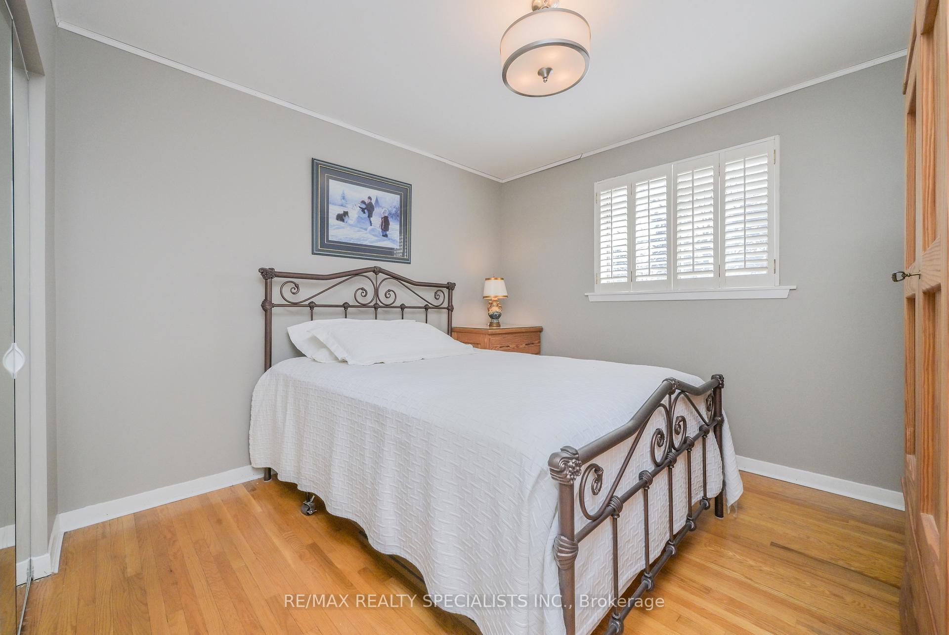 Photo 15 of 8 Beechwood Crescent, Brampton, Avondale — HOMEH