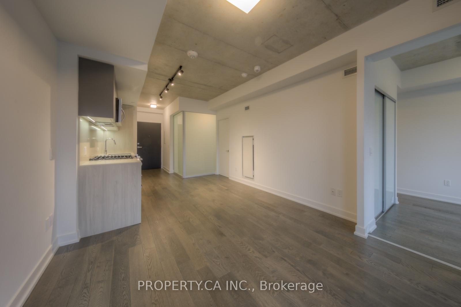 Photo 6 of Unit 406, 665 Kingston Road, Toronto, The Beaches — HOMEH