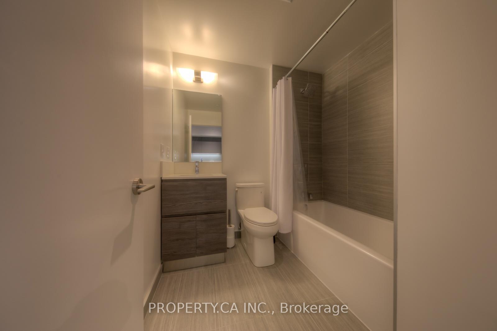 Photo 16 of Unit 406, 665 Kingston Road, Toronto, The Beaches — HOMEH
