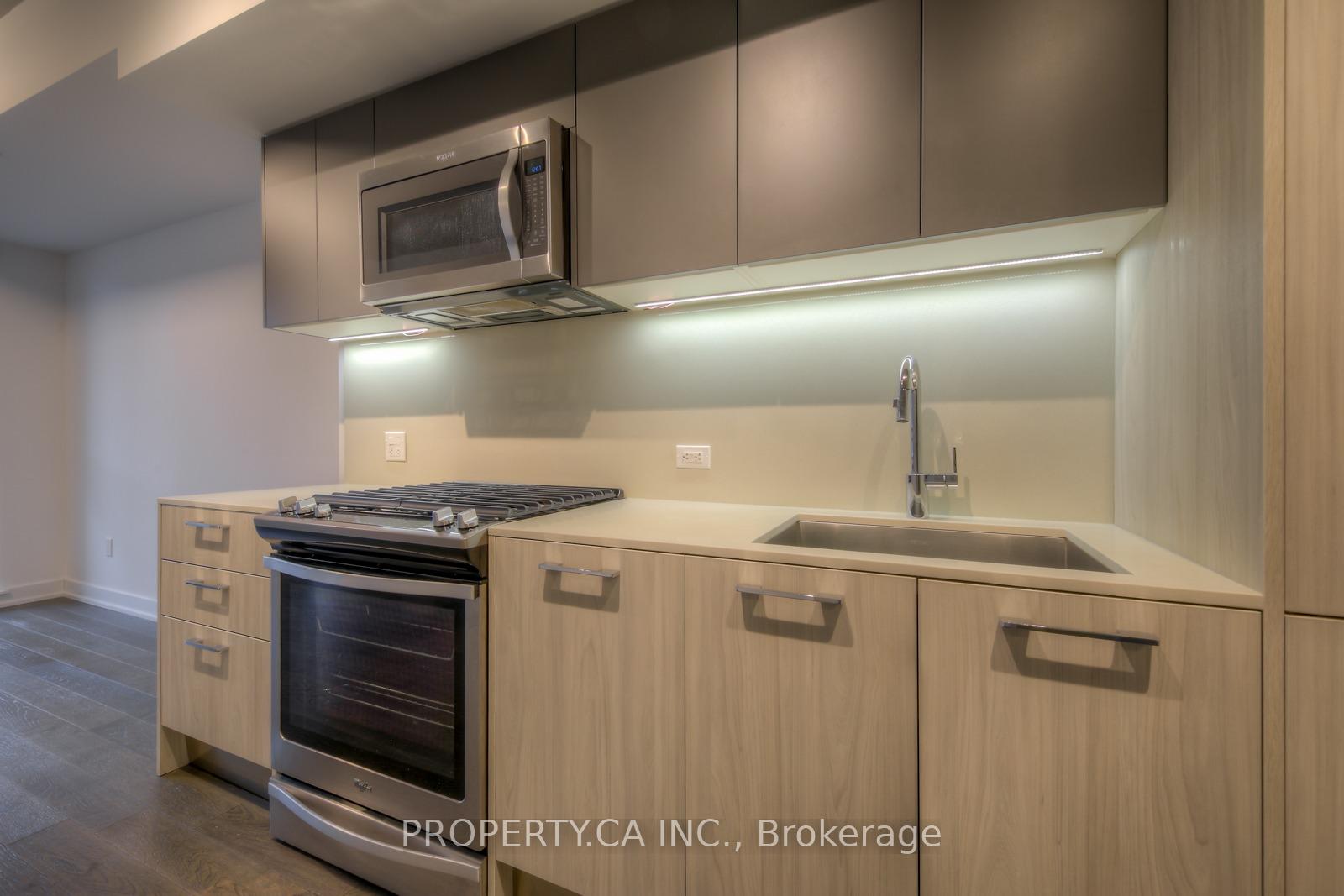 Photo 22 of Unit 406, 665 Kingston Road, Toronto, The Beaches — HOMEH