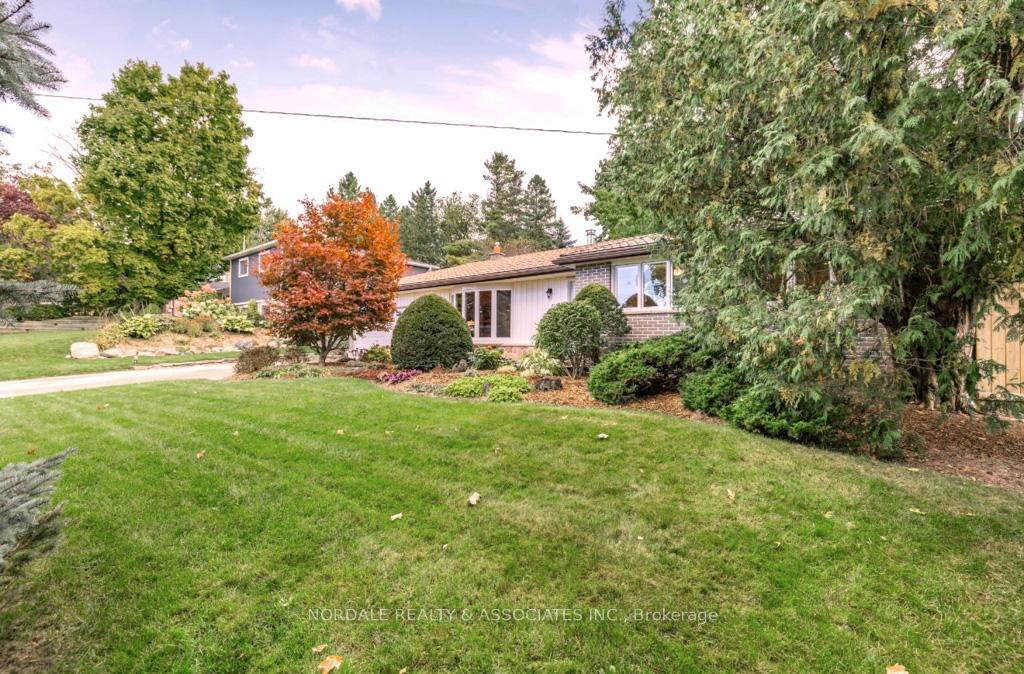 Photo 3 of 26 Marion Street, Caledon, Caledon East — HOMEH