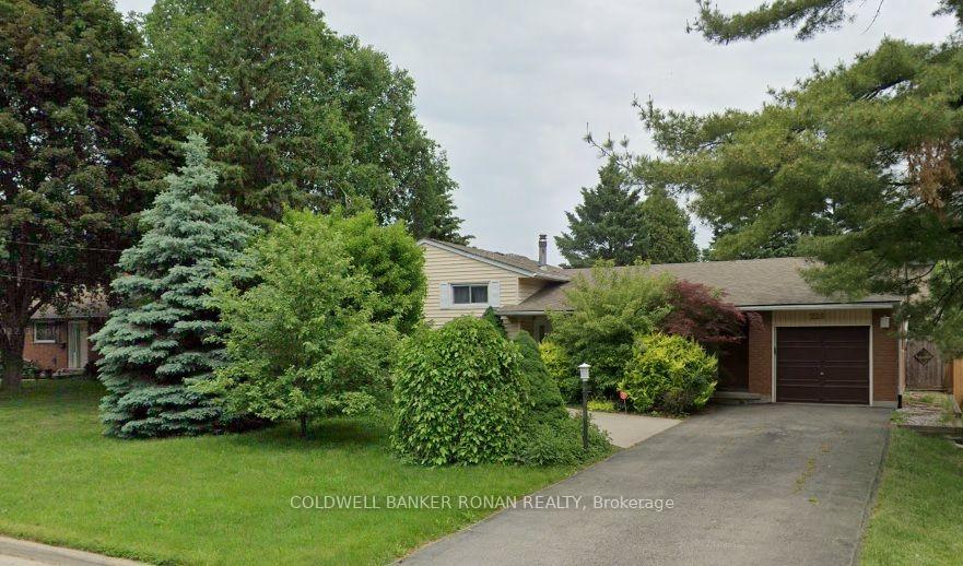 Photo 1 of 225 Lime Kiln Road, Hamilton, Ancaster — HOMEH
