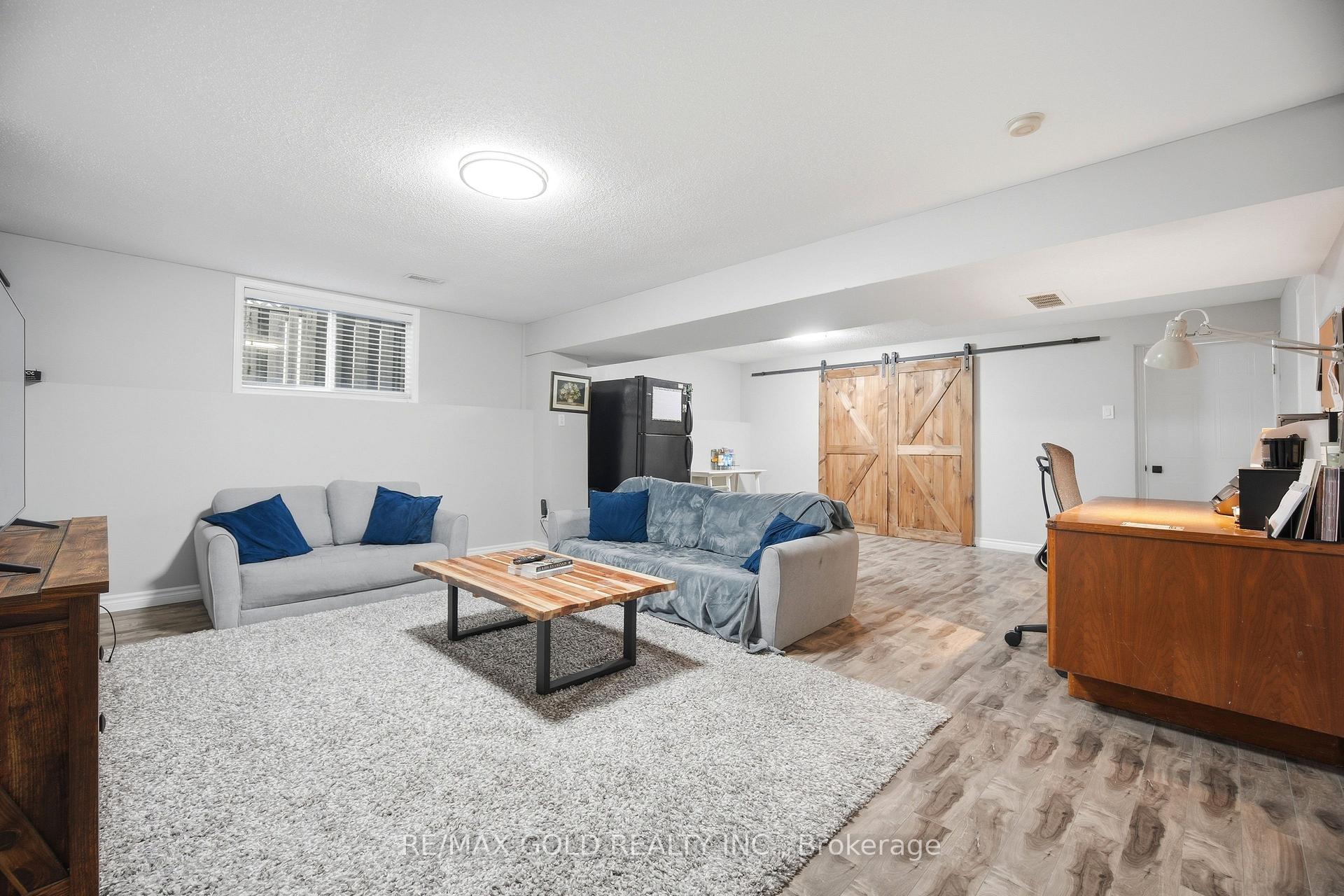 Photo 32 of 46 Cashel Crescent, Brantford, Empire South — HOMEH