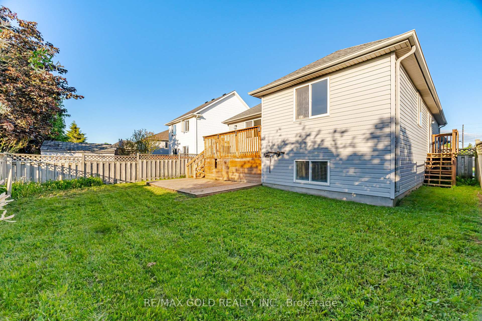 Photo 44 of 46 Cashel Crescent, Brantford, Empire South — HOMEH