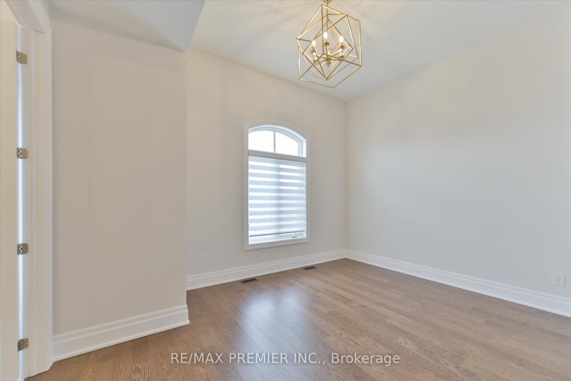 Photo 43 of 94 Sunny Acres Crescent, King, King City — HOMEH
