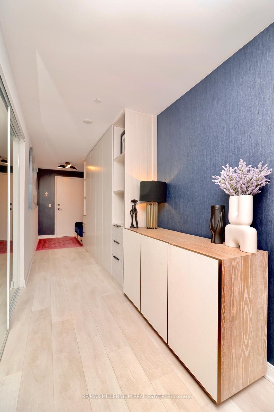 Photo 8 of Unit S452, 35 Rolling Mills Road, Toronto, Waterfront Communities — HOMEH