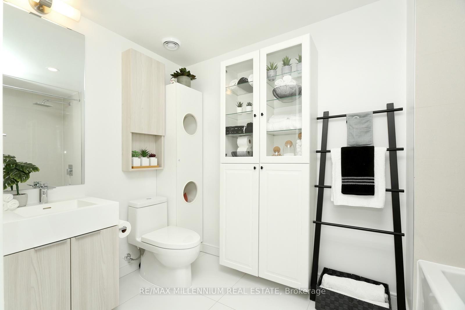 Photo 9 of Unit S452, 35 Rolling Mills Road, Toronto, Waterfront Communities — HOMEH
