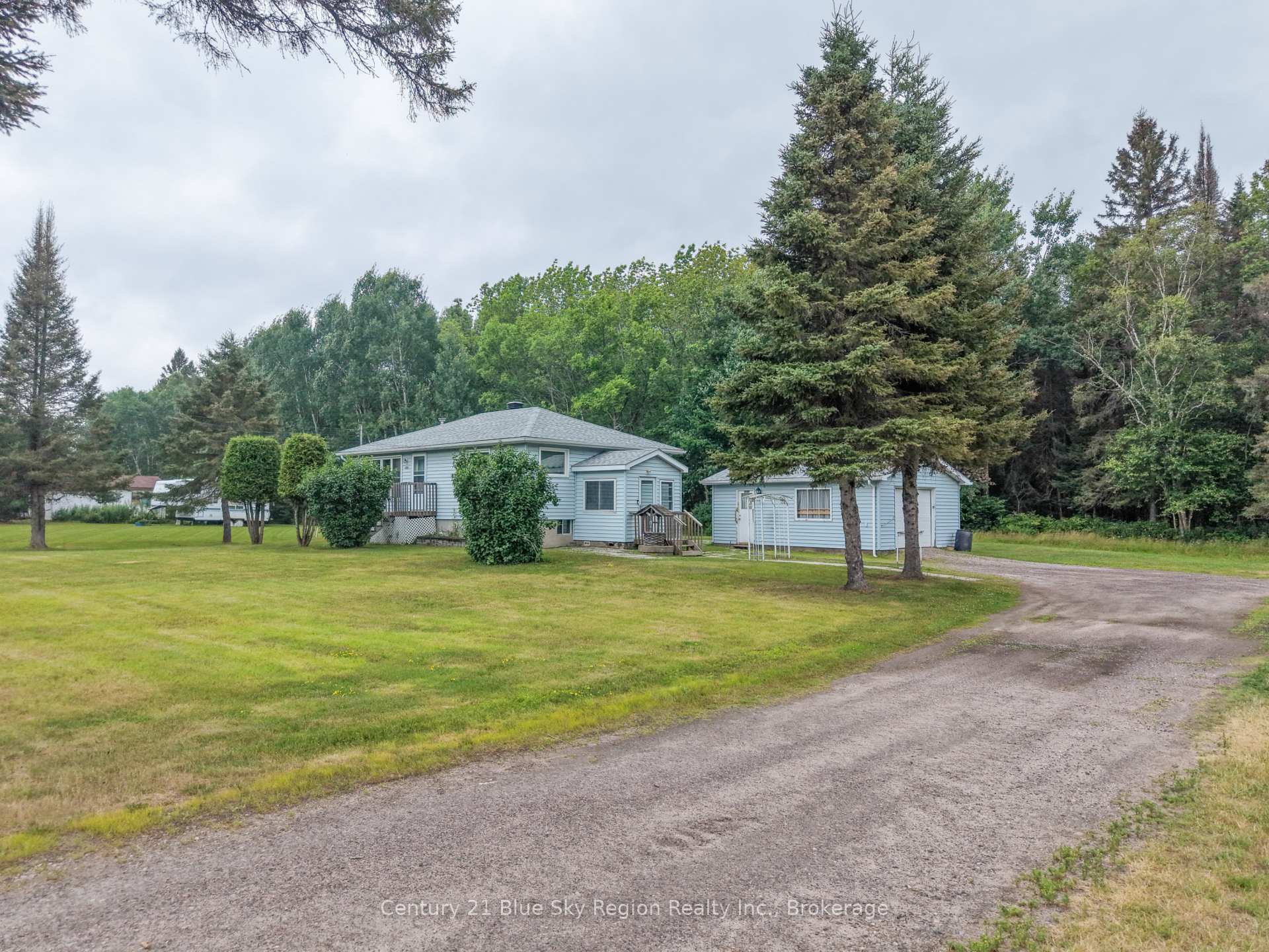 Photo 1 of 1272 Lakeshore Drive, North Bay, Ferris — HOMEH