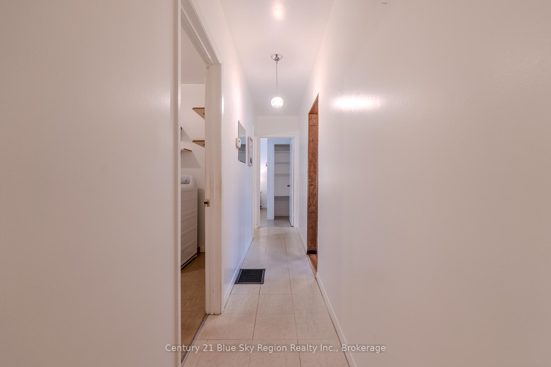 Photo 24 of 1272 Lakeshore Drive, North Bay, Ferris — HOMEH