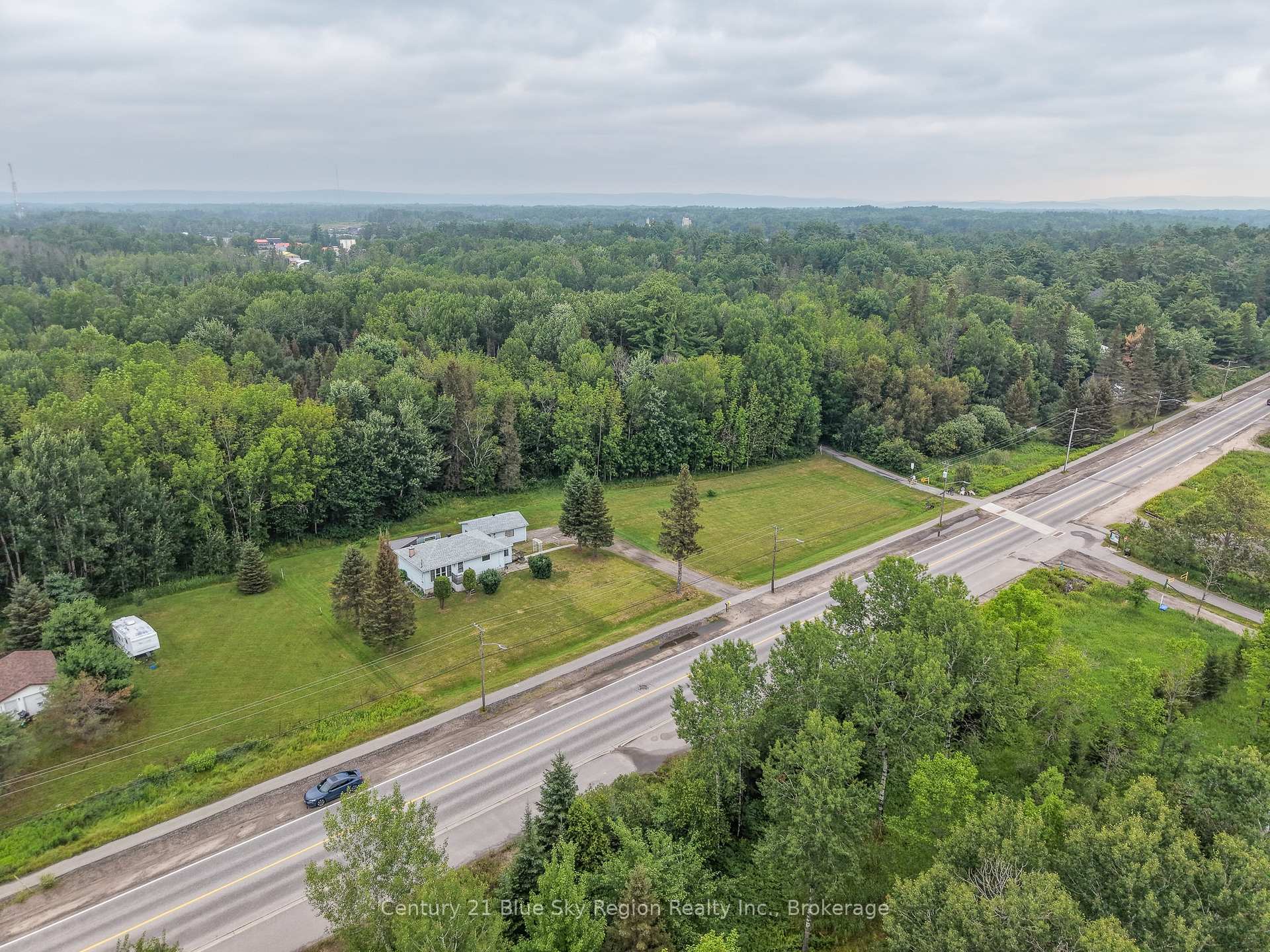 Photo 34 of 1272 Lakeshore Drive, North Bay, Ferris — HOMEH