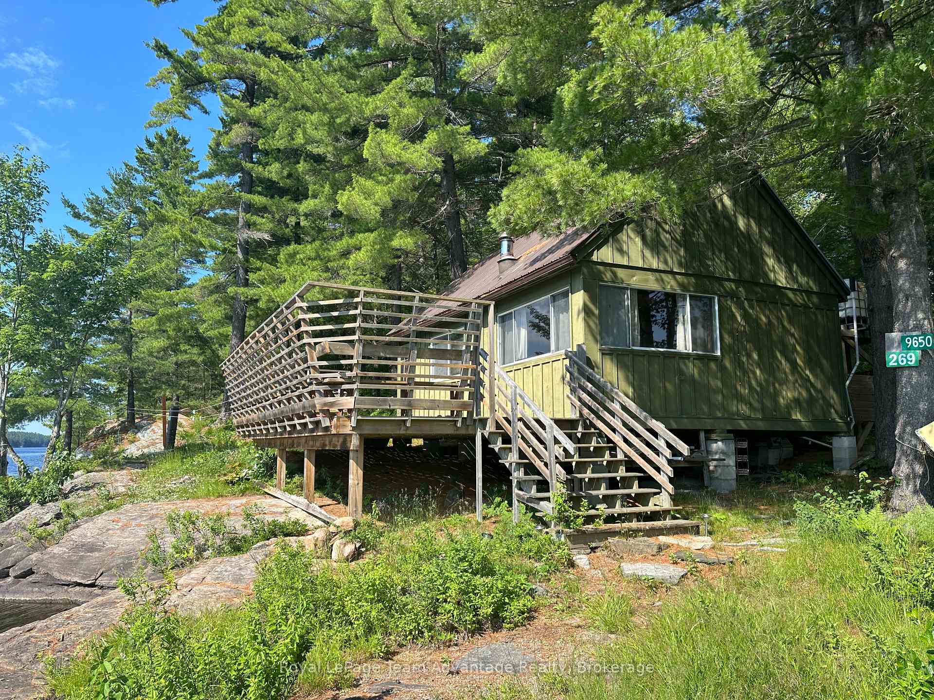 Photo 2 of 9075 Harris Lake Water, Whitestone — HOMEH