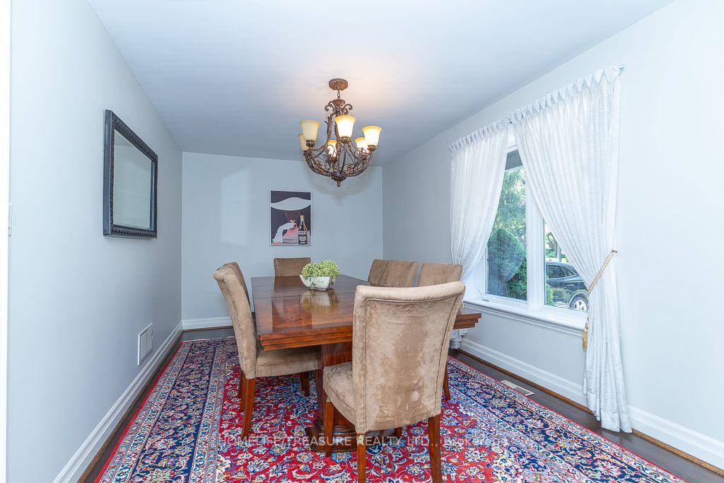 Photo 6 of 39 Yorkleigh Avenue, Etobicoke, Humber Heights — HOMEH