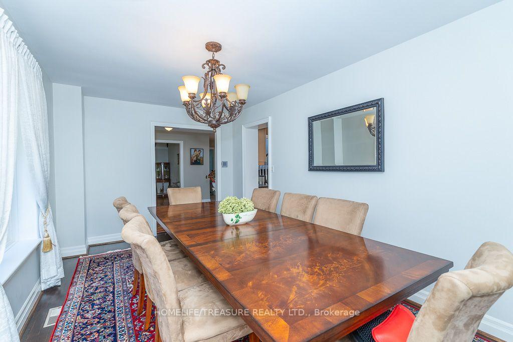 Photo 7 of 39 Yorkleigh Avenue, Etobicoke, Humber Heights — HOMEH