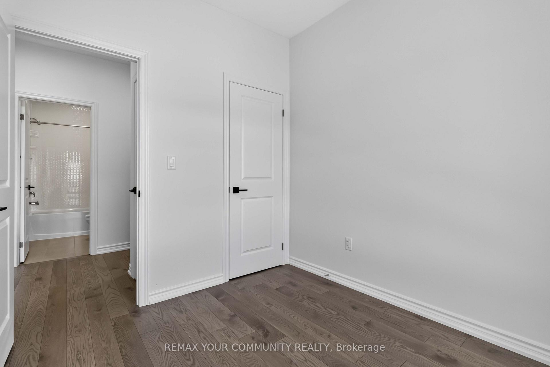 Photo 23 of 92 Holyrood Crescent, Vaughan, Kleinburg — HOMEH