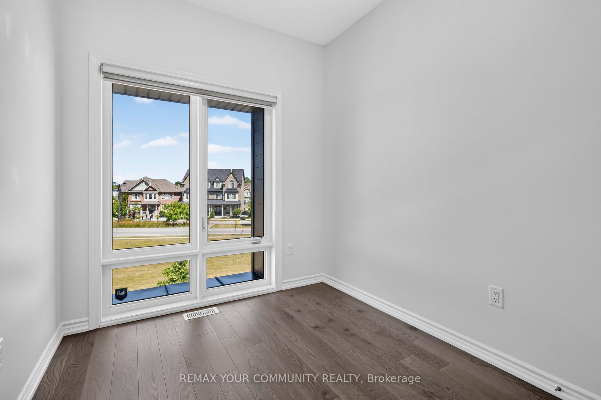 Photo 27 of 92 Holyrood Crescent, Vaughan, Kleinburg — HOMEH