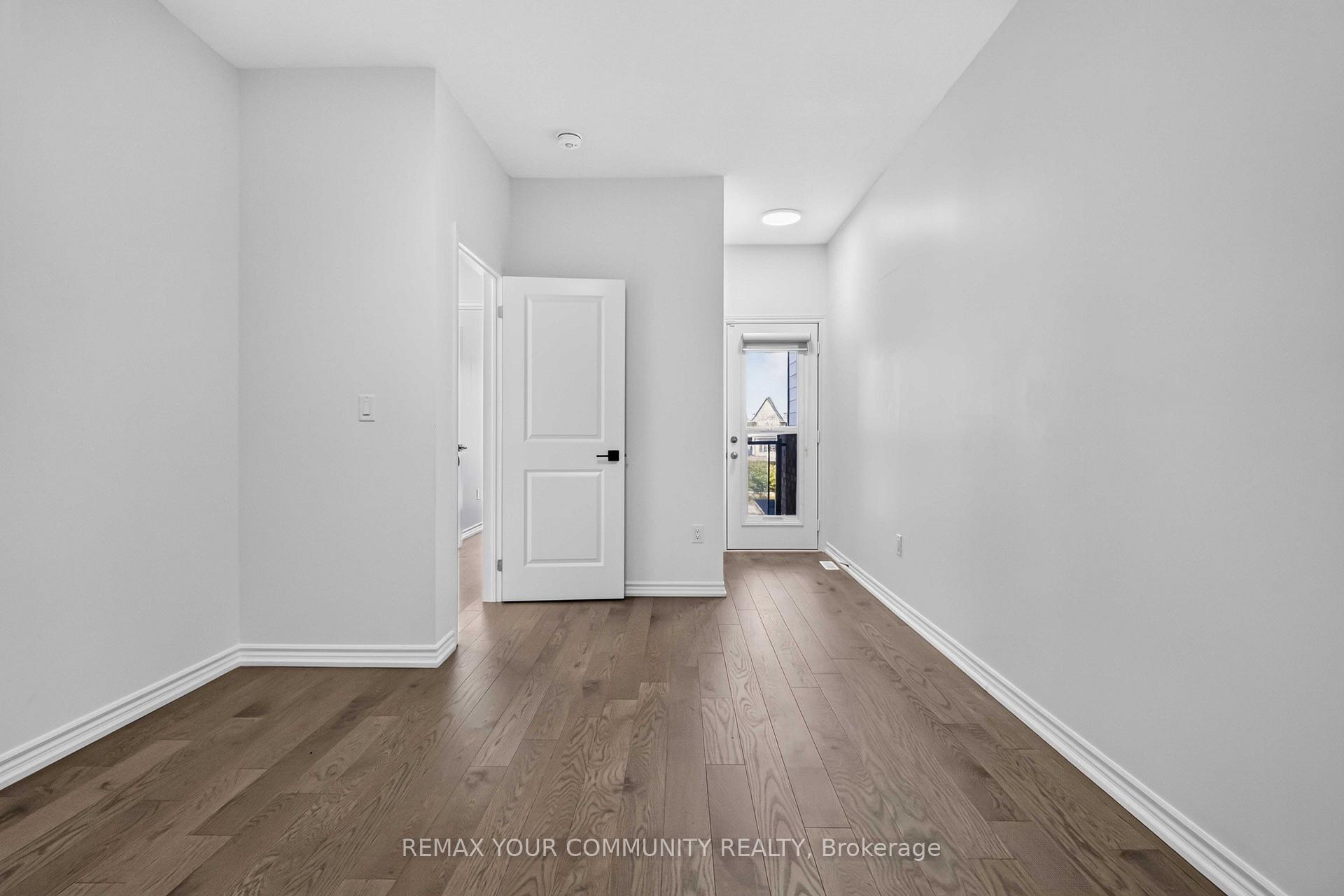 Photo 34 of 92 Holyrood Crescent, Vaughan, Kleinburg — HOMEH