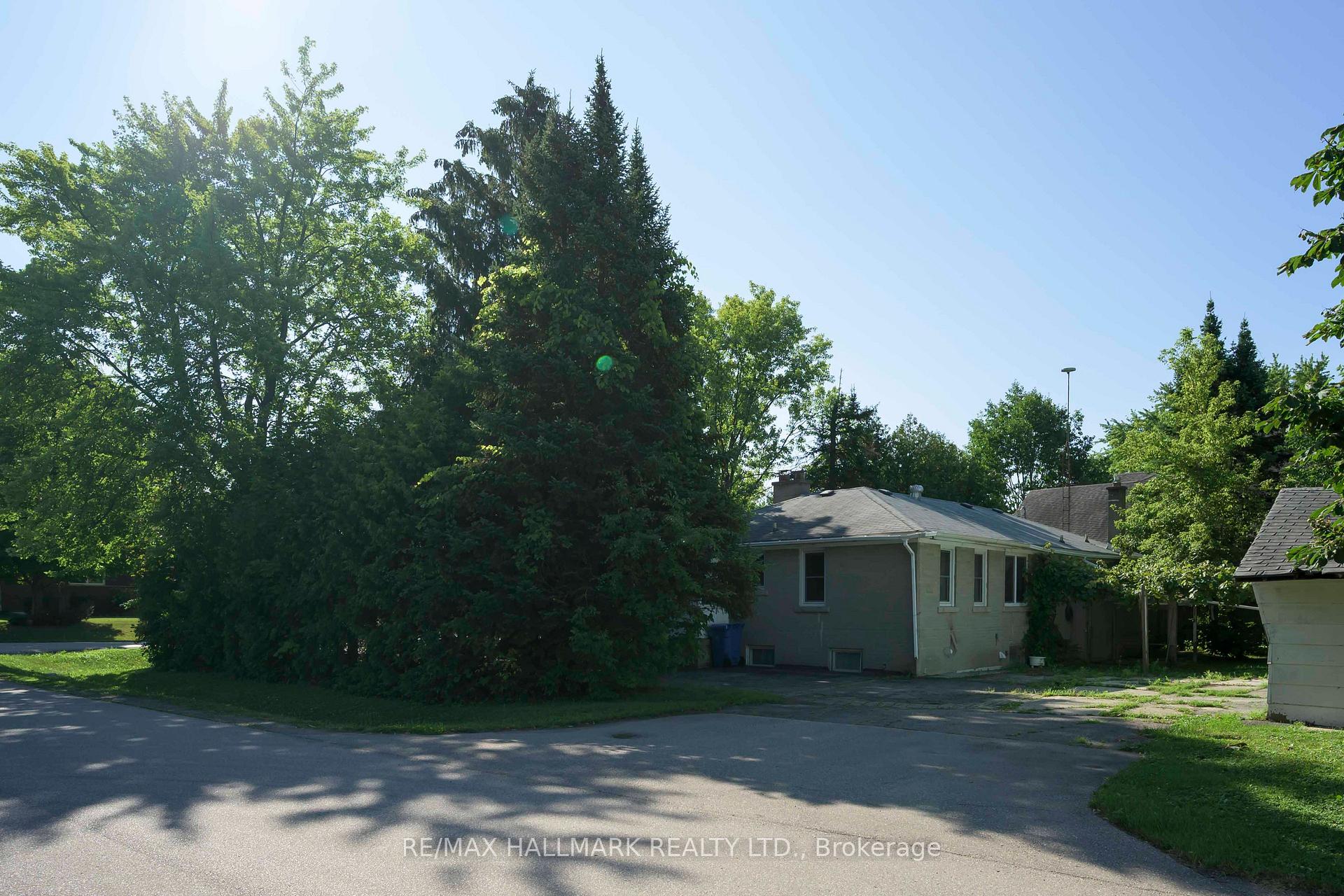 Photo 5 of 4 Crestview Road, King, Nobleton — HOMEH