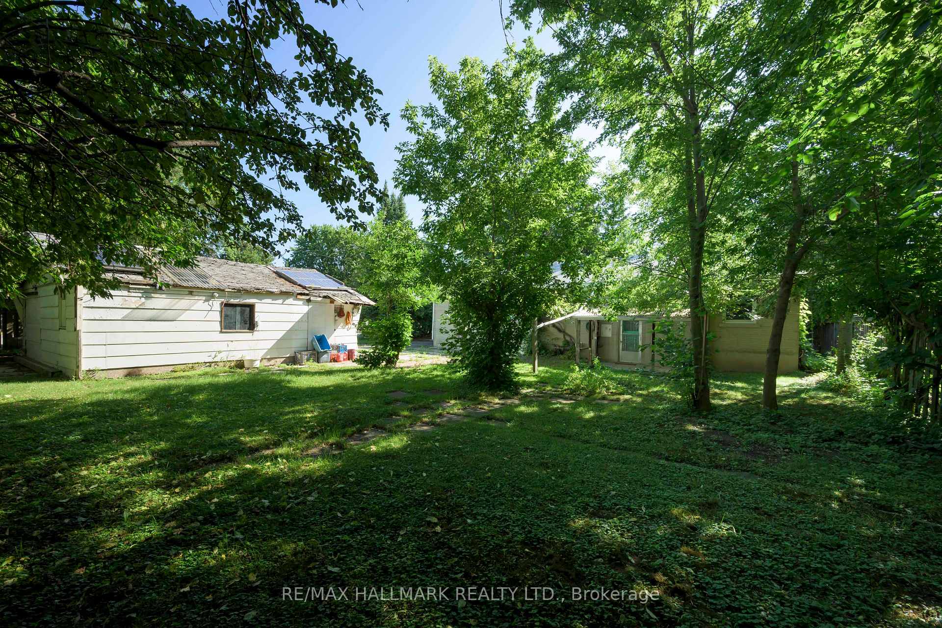 Photo 21 of 4 Crestview Road, King, Nobleton — HOMEH