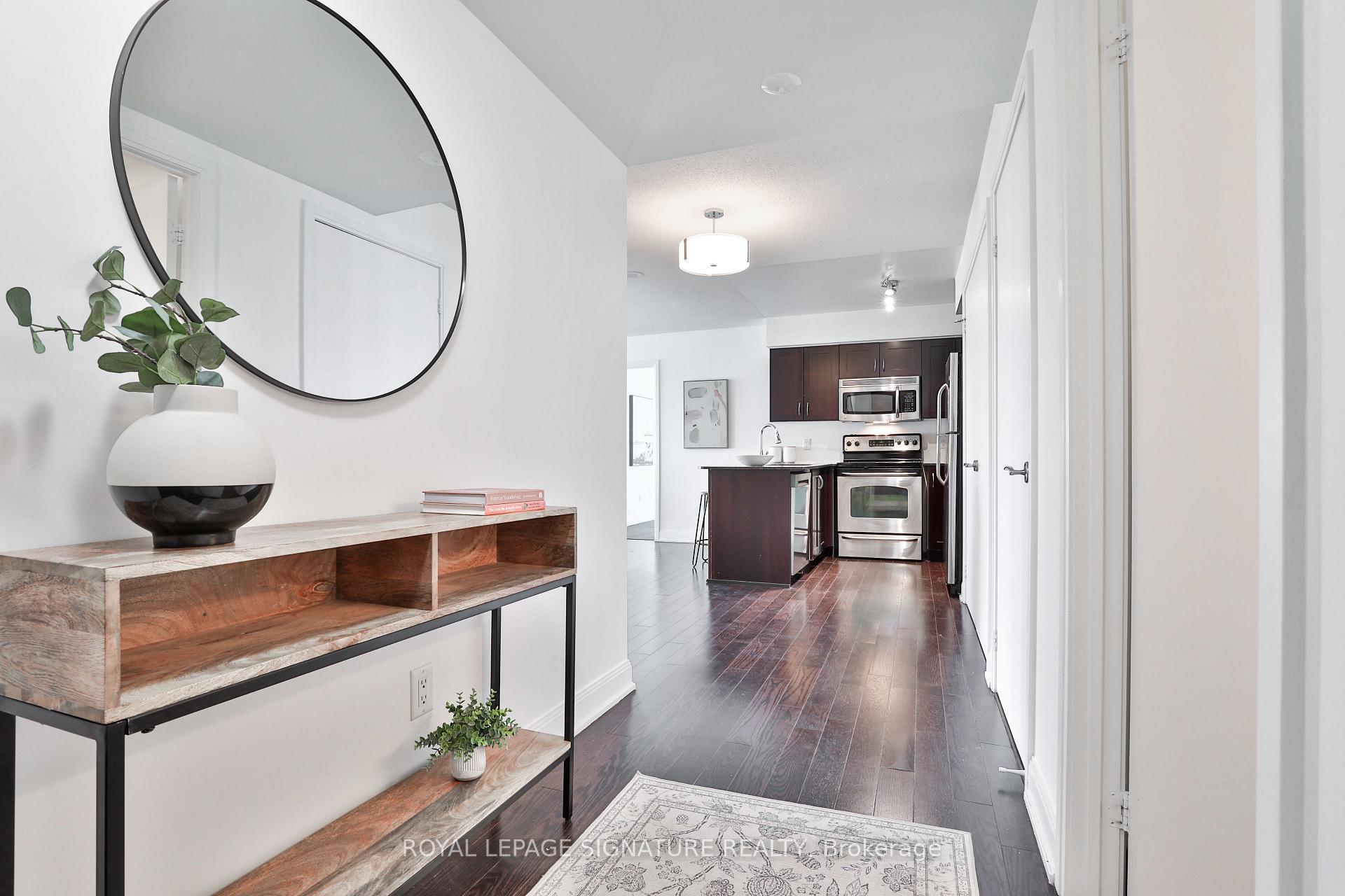 Photo 3 of Unit 902, 2181 Yonge Street, Toronto, Mount Pleasant West — HOMEH