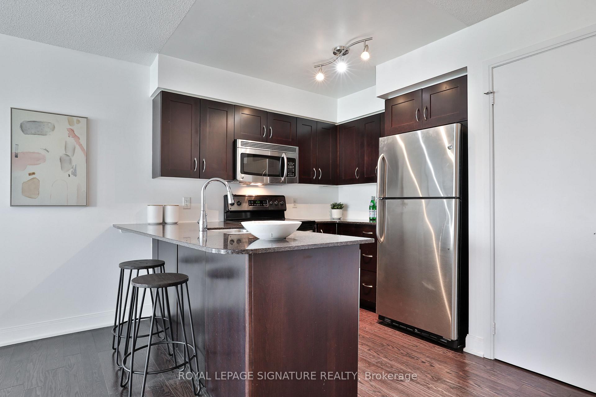 Photo 8 of Unit 902, 2181 Yonge Street, Toronto, Mount Pleasant West — HOMEH