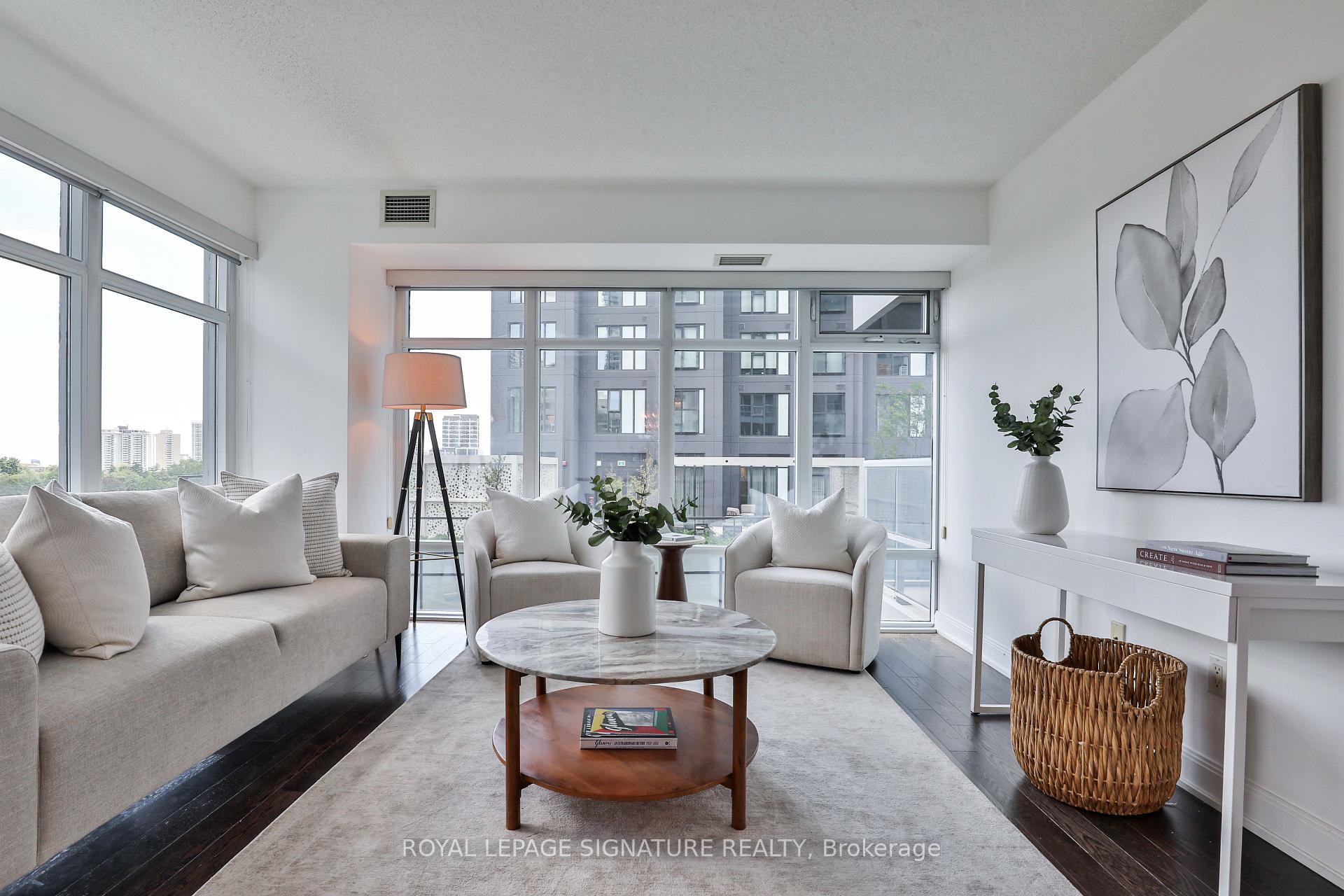 Photo 10 of Unit 902, 2181 Yonge Street, Toronto, Mount Pleasant West — HOMEH