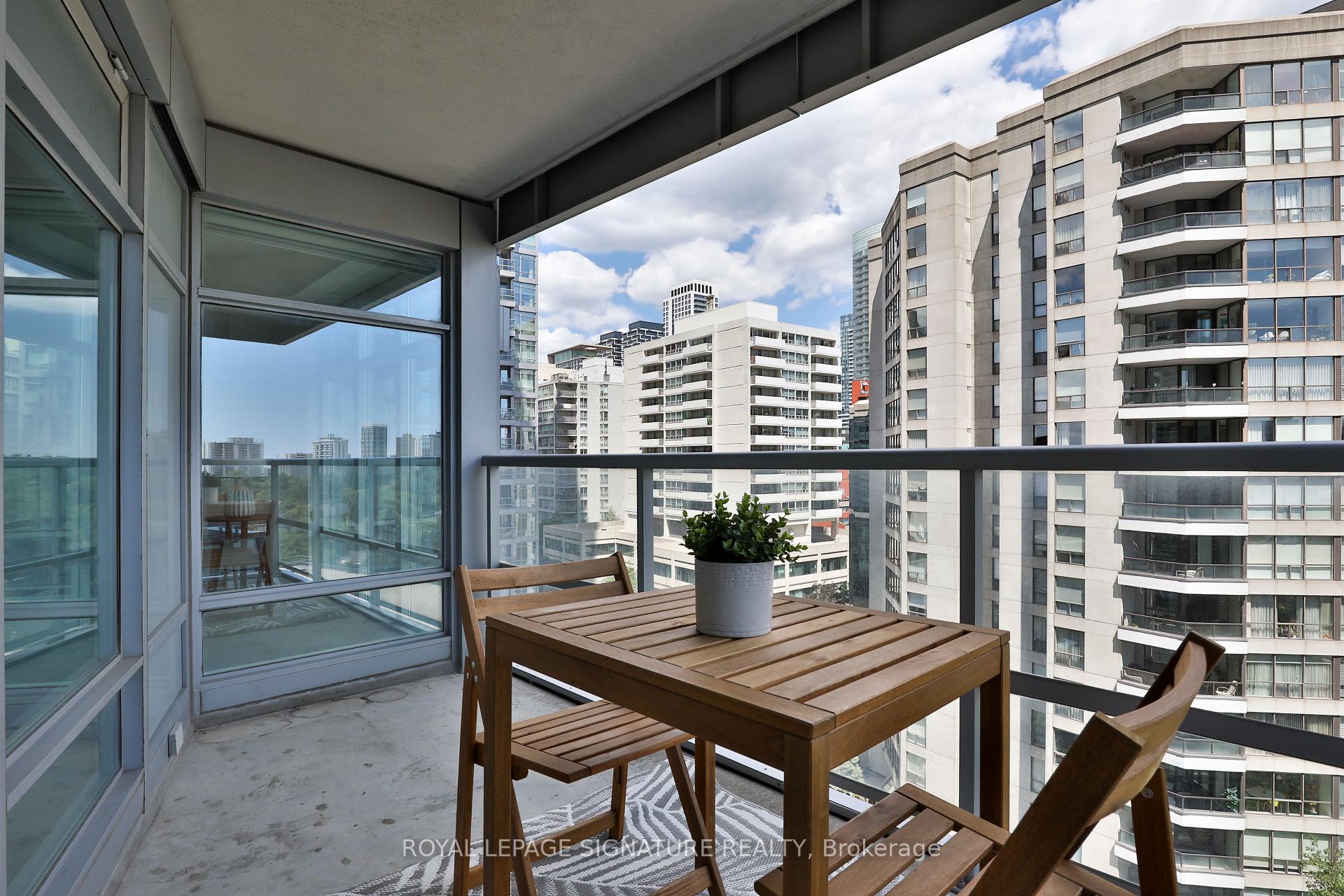 Photo 24 of Unit 902, 2181 Yonge Street, Toronto, Mount Pleasant West — HOMEH