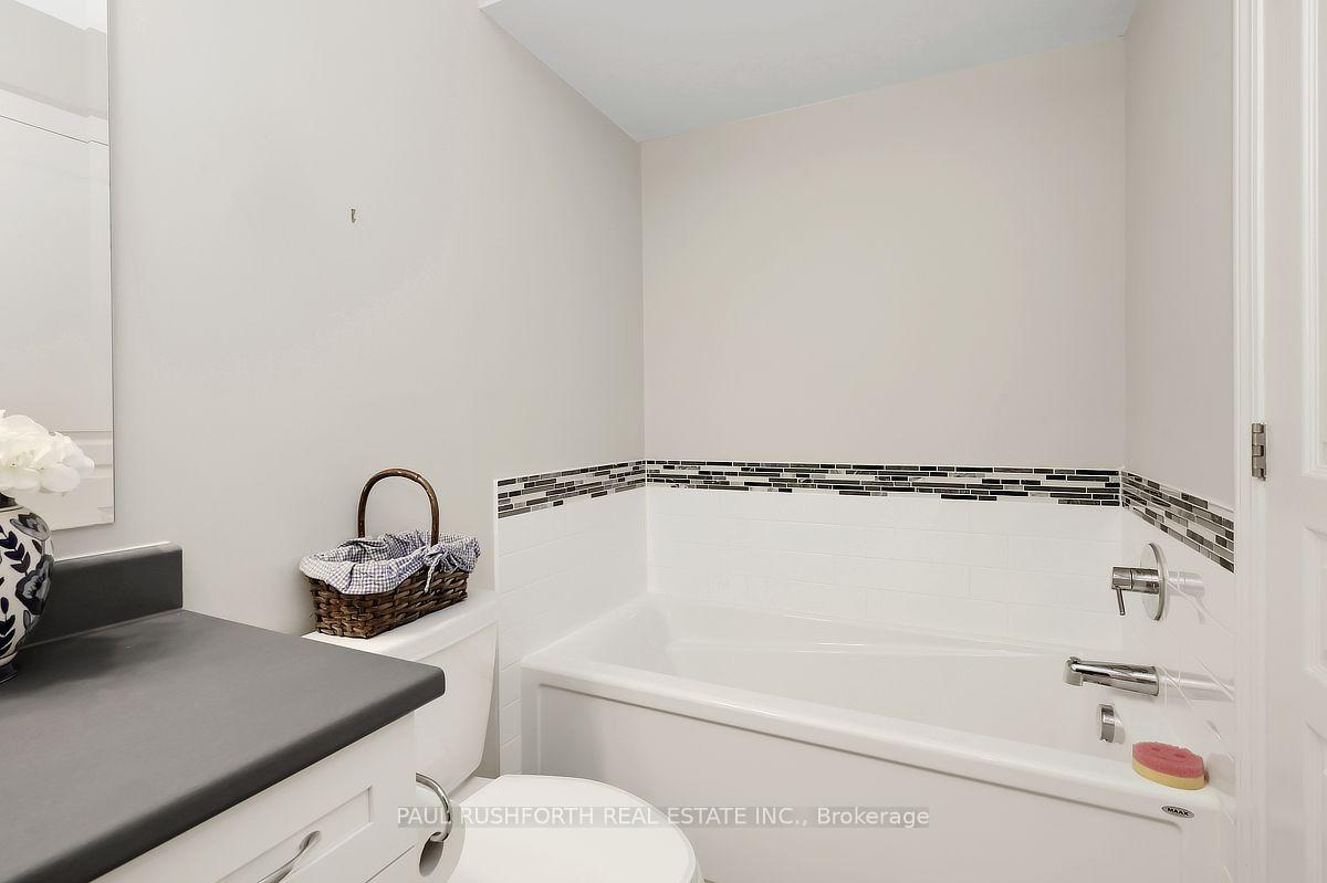 Photo 18 of 216 Dragonfly Walk, Ottawa, Mer Bleue/Bradley Estates/Anderson Park — HOMEH