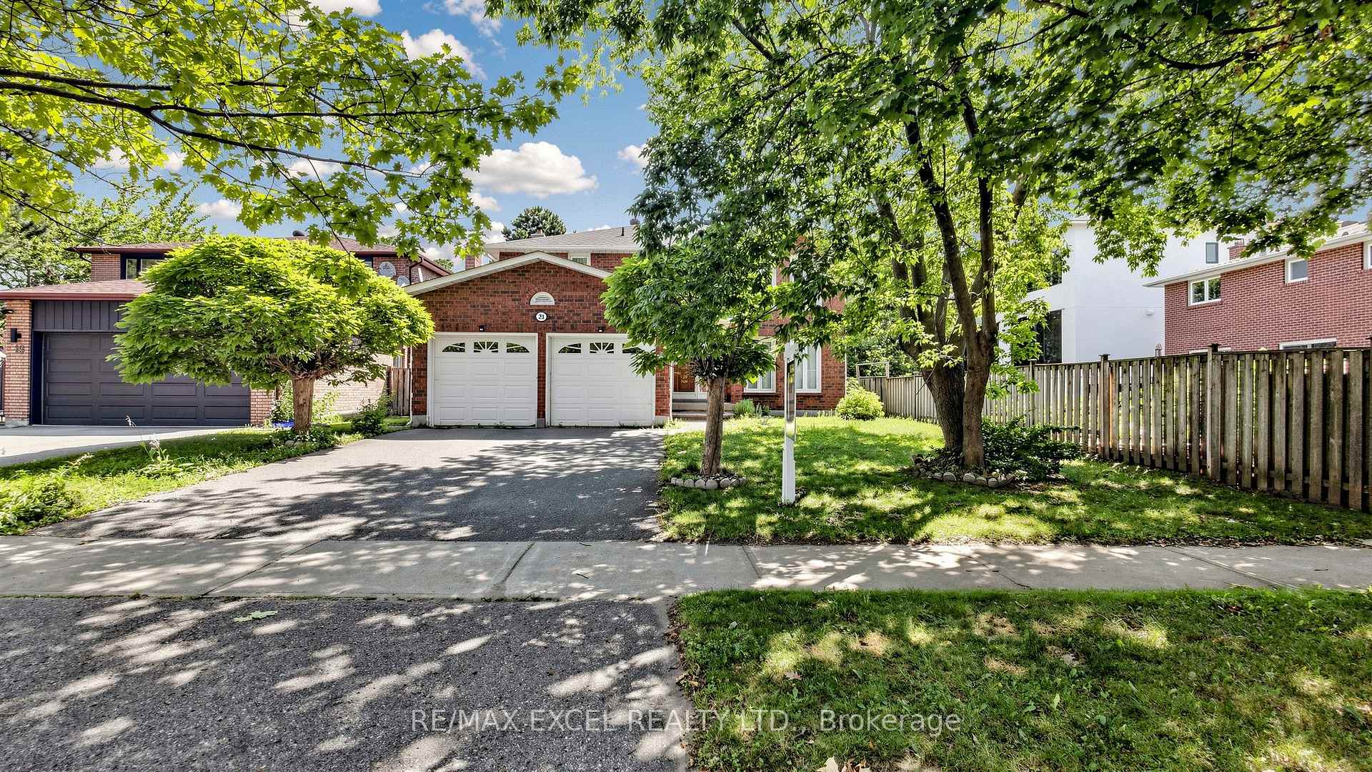 Photo 1 of 21 Mary Gapper Crescent, Richmond Hill, North Richvale — HOMEH
