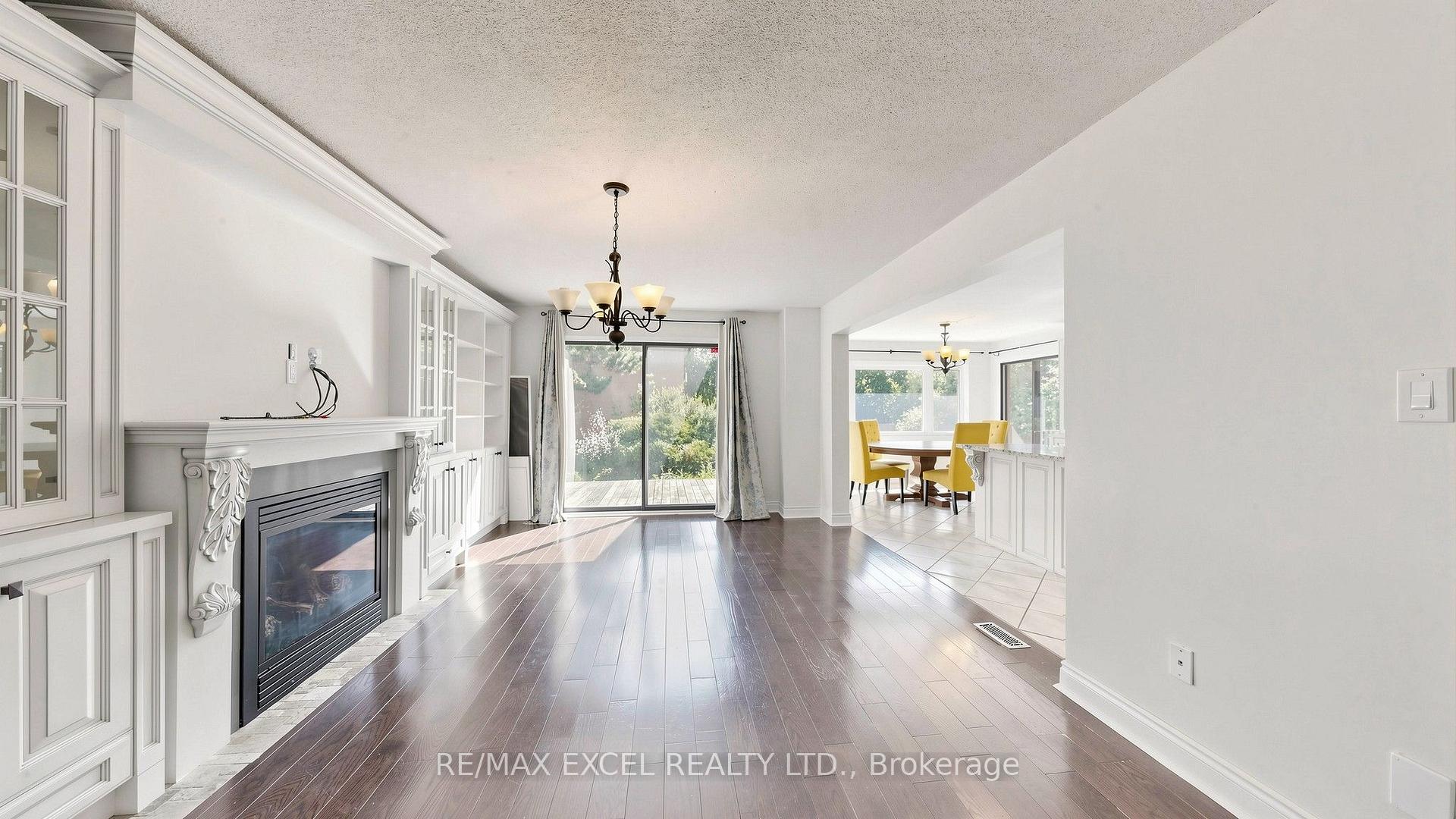 Photo 5 of 21 Mary Gapper Crescent, Richmond Hill, North Richvale — HOMEH