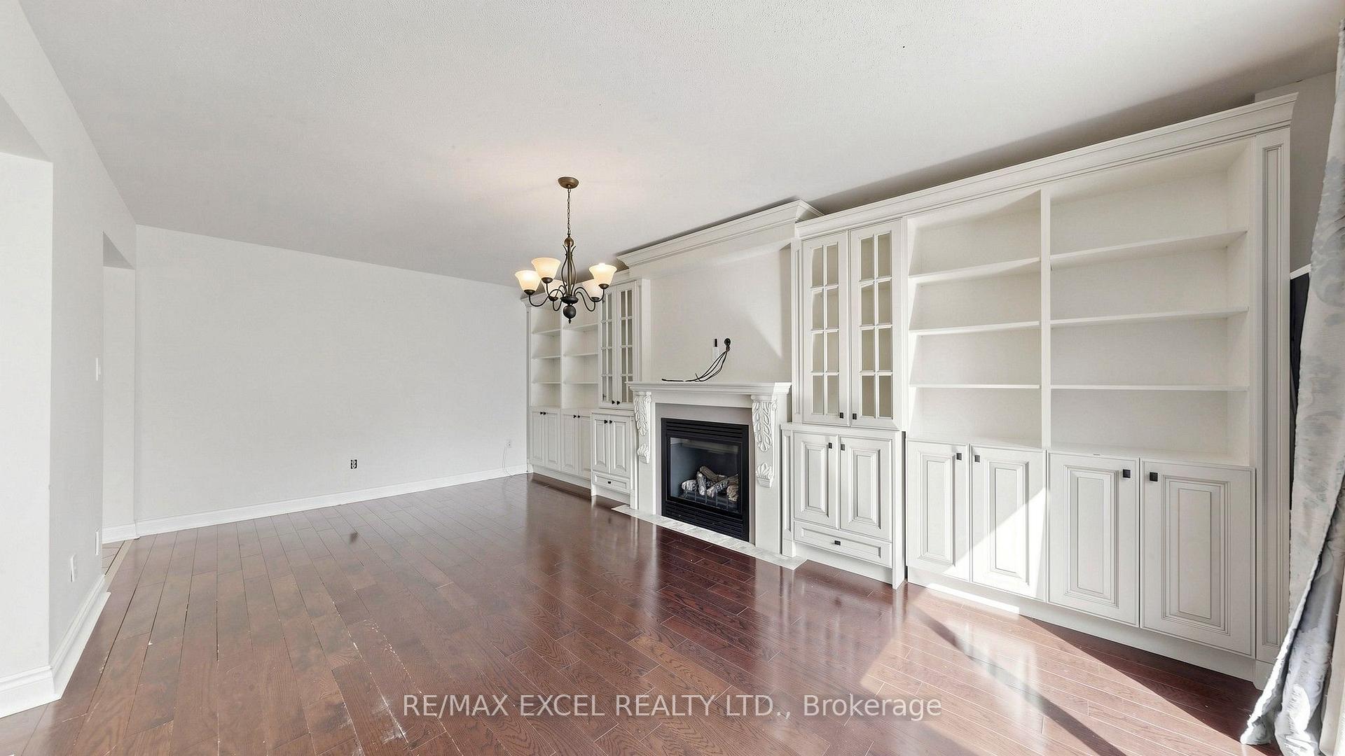 Photo 7 of 21 Mary Gapper Crescent, Richmond Hill, North Richvale — HOMEH